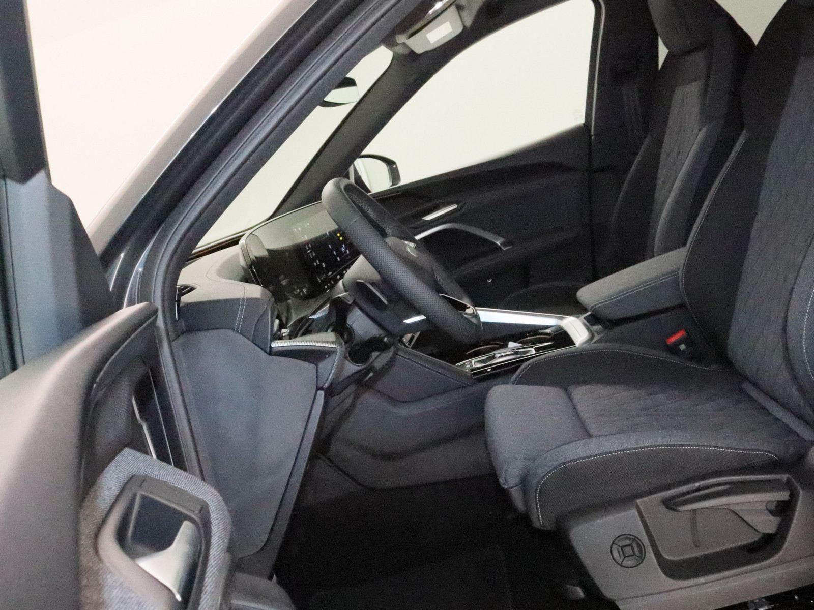 AUDI Q5 Sportback 2.0 TDI quattro AUDI Q5 Sportback 2.0 TDI quattro