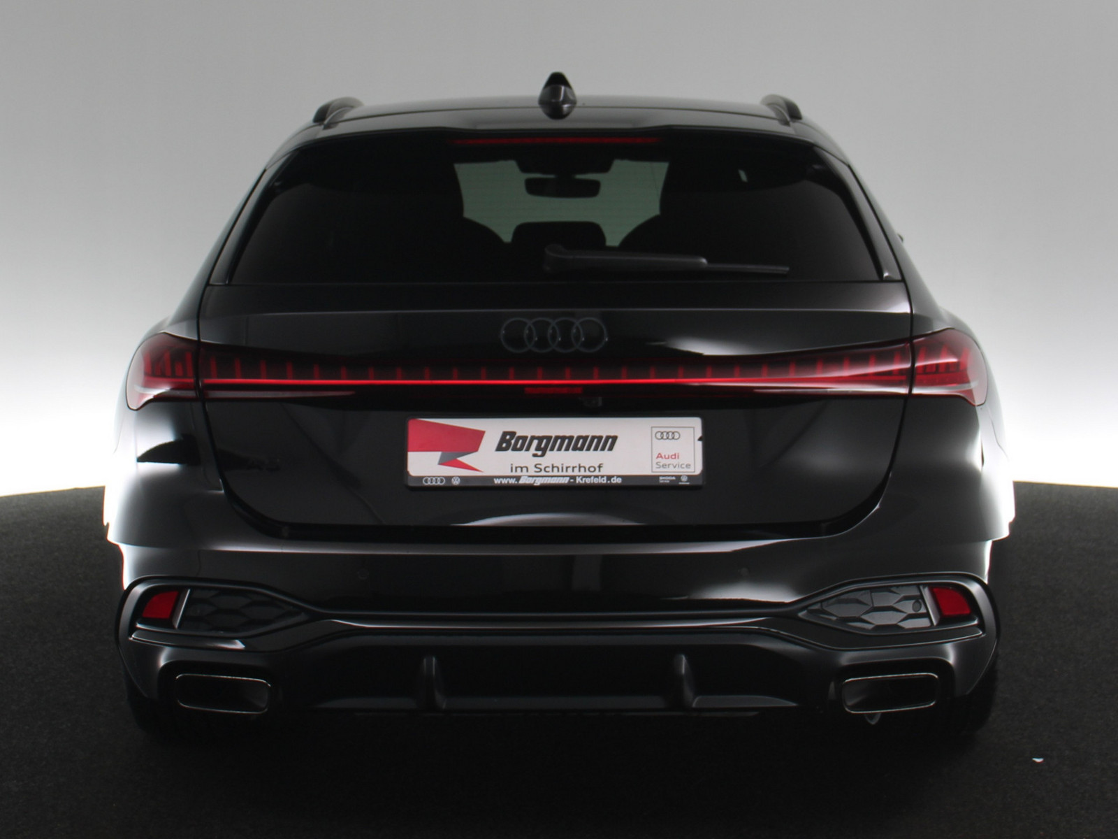 AUDI A5 Avant 2.0 TFSI S-line AUDI A5 Avant 2.0 TFSI S-line