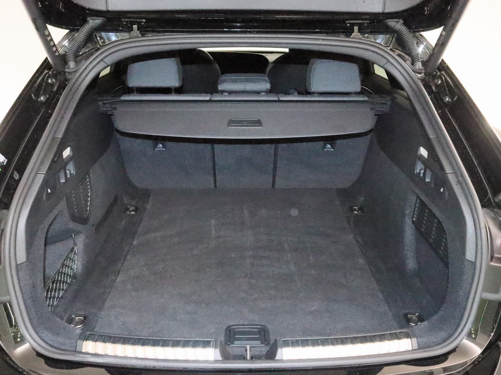 AUDI A5 Avant 2.0 TFSI S-line AUDI A5 Avant 2.0 TFSI S-line