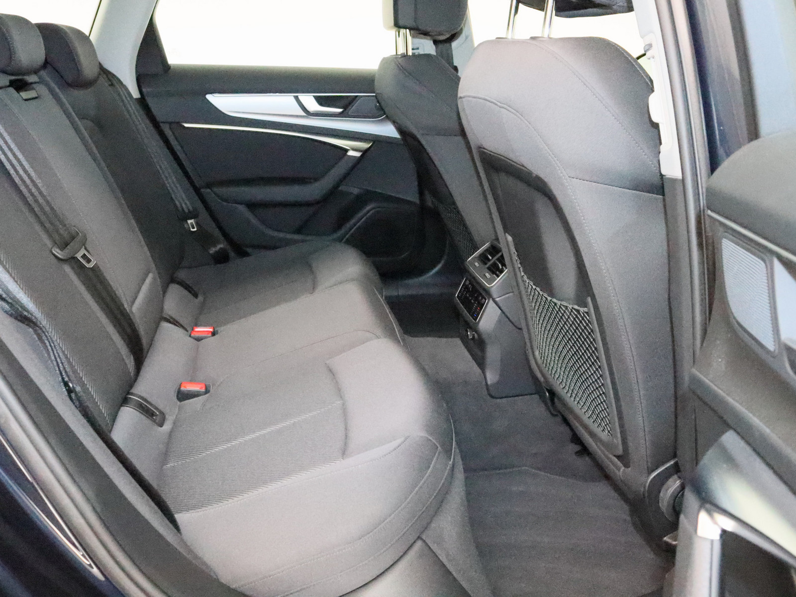 AUDI A6 Avant 45 TDI quattro sport AUDI A6 Avant 45 TDI quattro sport