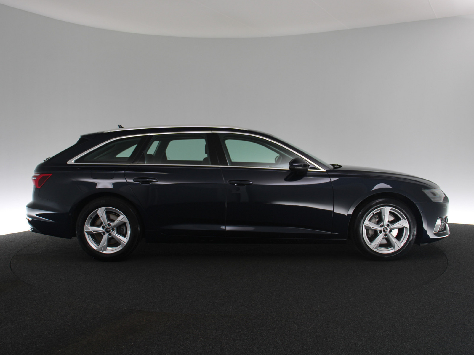 AUDI A6 Avant 45 TDI quattro sport AUDI A6 Avant 45 TDI quattro sport