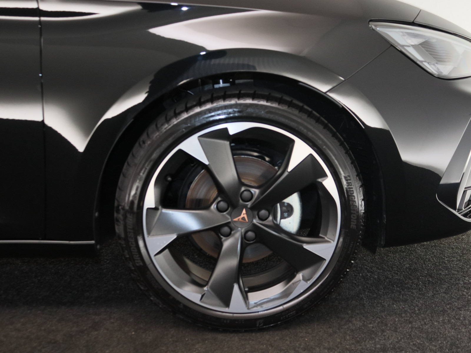 CUPRA Leon Sportstourer 1.5 eTSI CUPRA Leon Sportstourer 1.5 eTSI
