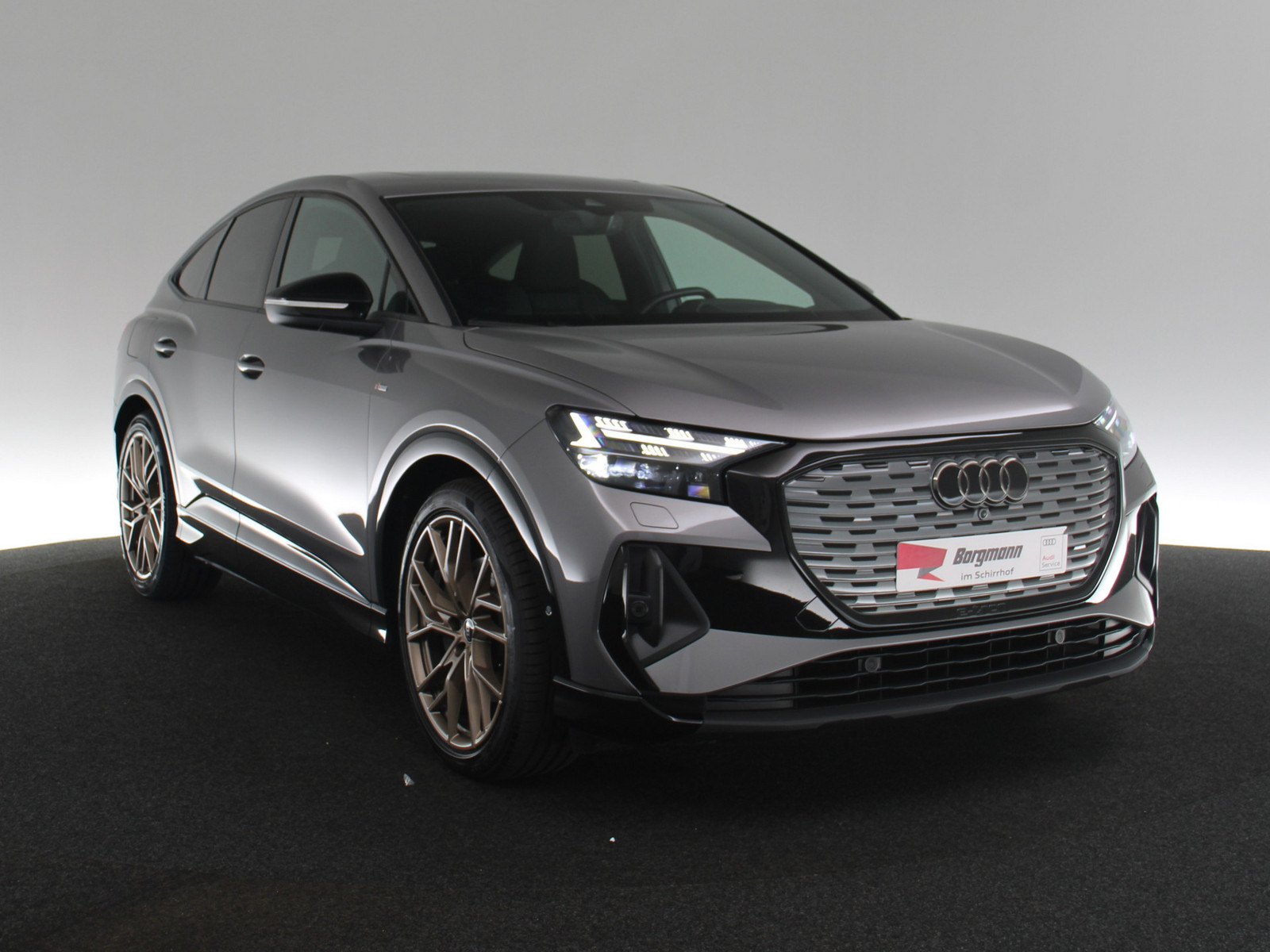 AUDI Q4 e-tron Sportback quattro AUDI Q4 e-tron Sportback quattro