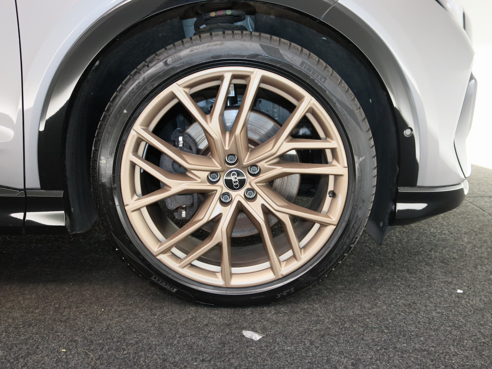 AUDI Q4 e-tron Sportback quattro AUDI Q4 e-tron Sportback quattro