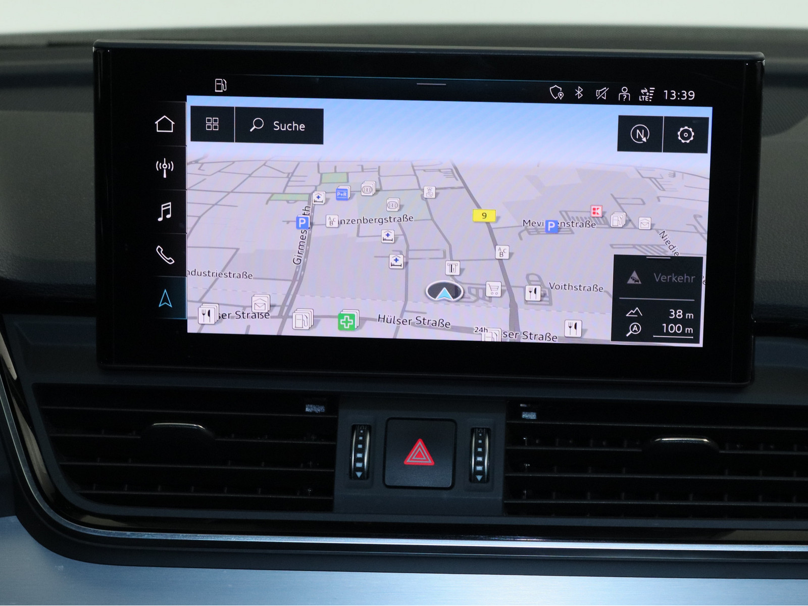 AUDI Q5 40 TDI quattro S line AUDI Q5 40 TDI quattro S line