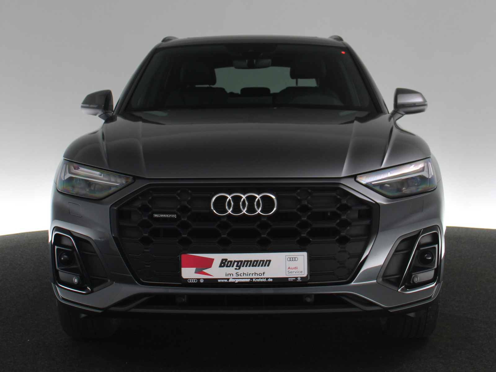 AUDI Q5 40 TDI quattro S line AUDI Q5 40 TDI quattro S line