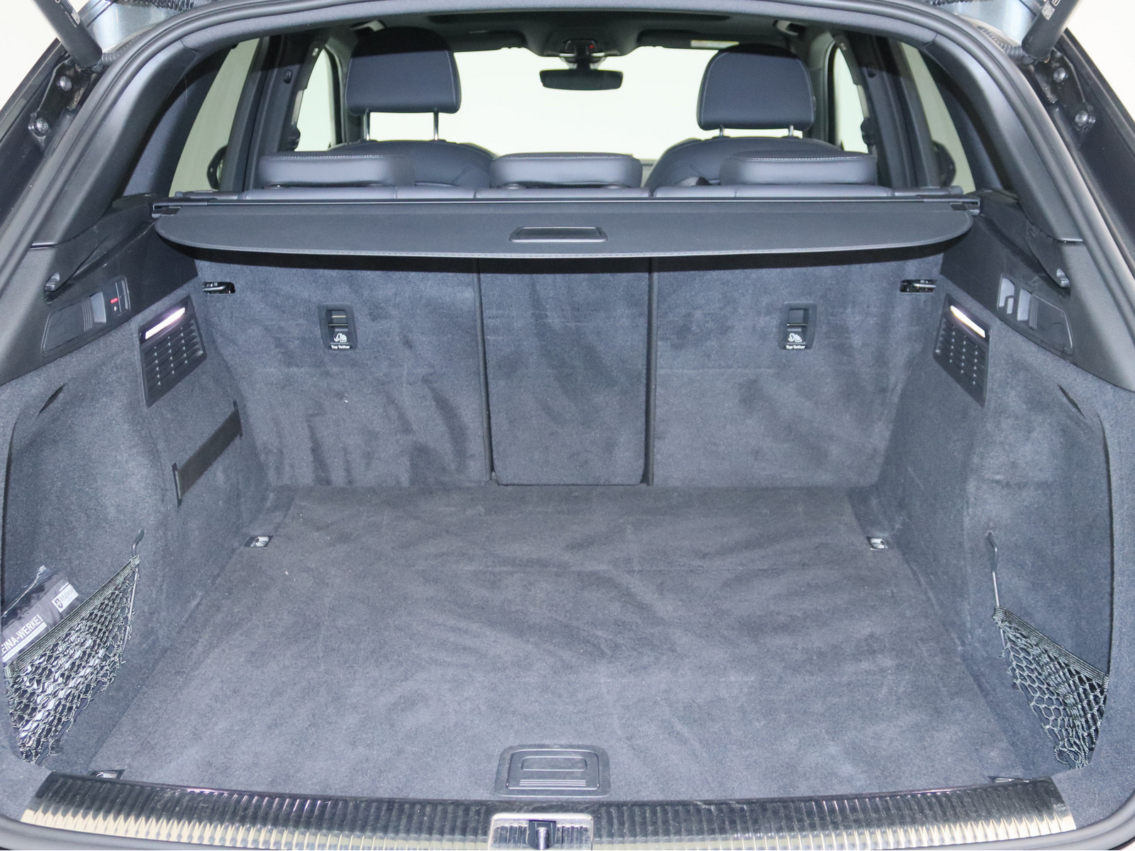 AUDI Q5 40 TDI quattro S line AUDI Q5 40 TDI quattro S line