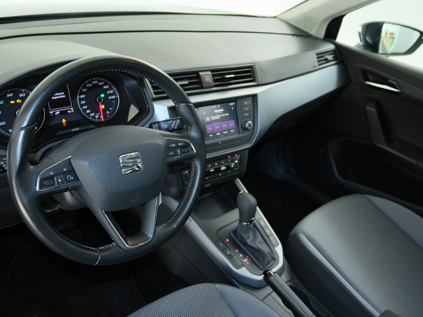 SEAT Arona 1.0 TSI Style Beats Fast Lane SEAT Arona 1.0 TSI Style Beats Fast Lane