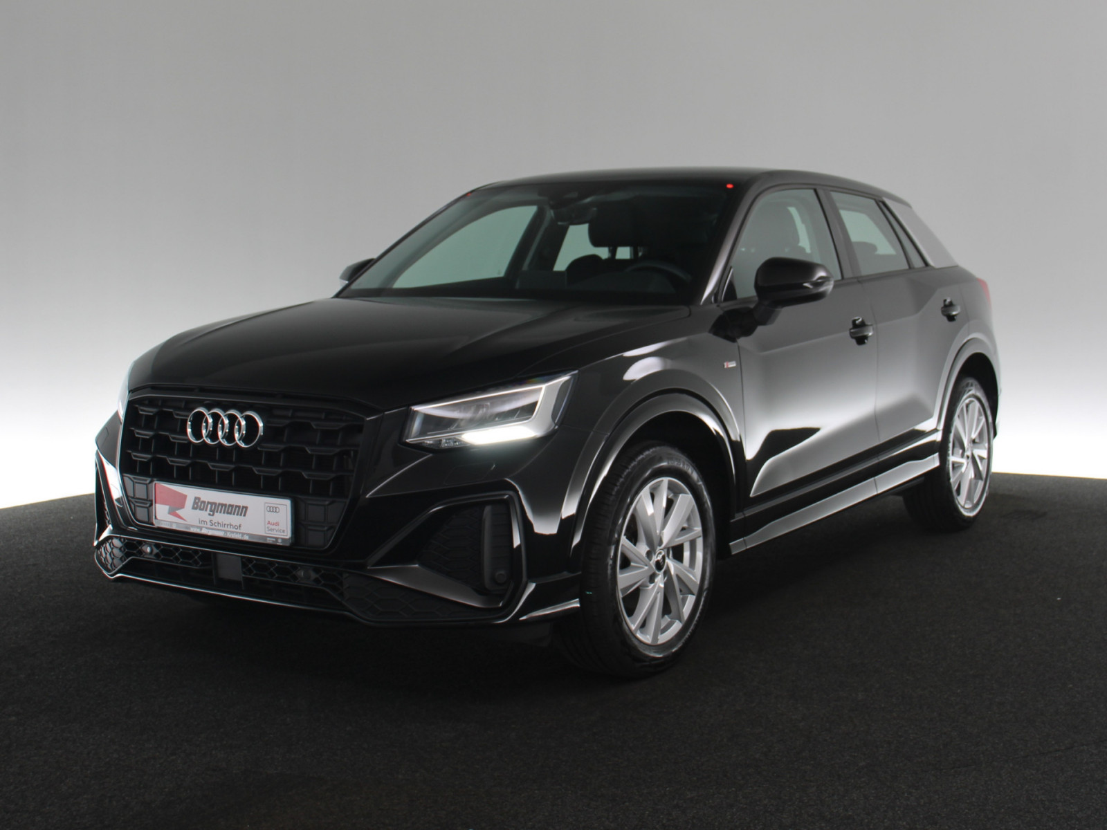 AUDI Q2 35 TFSI S line AUDI Q2 35 TFSI S line