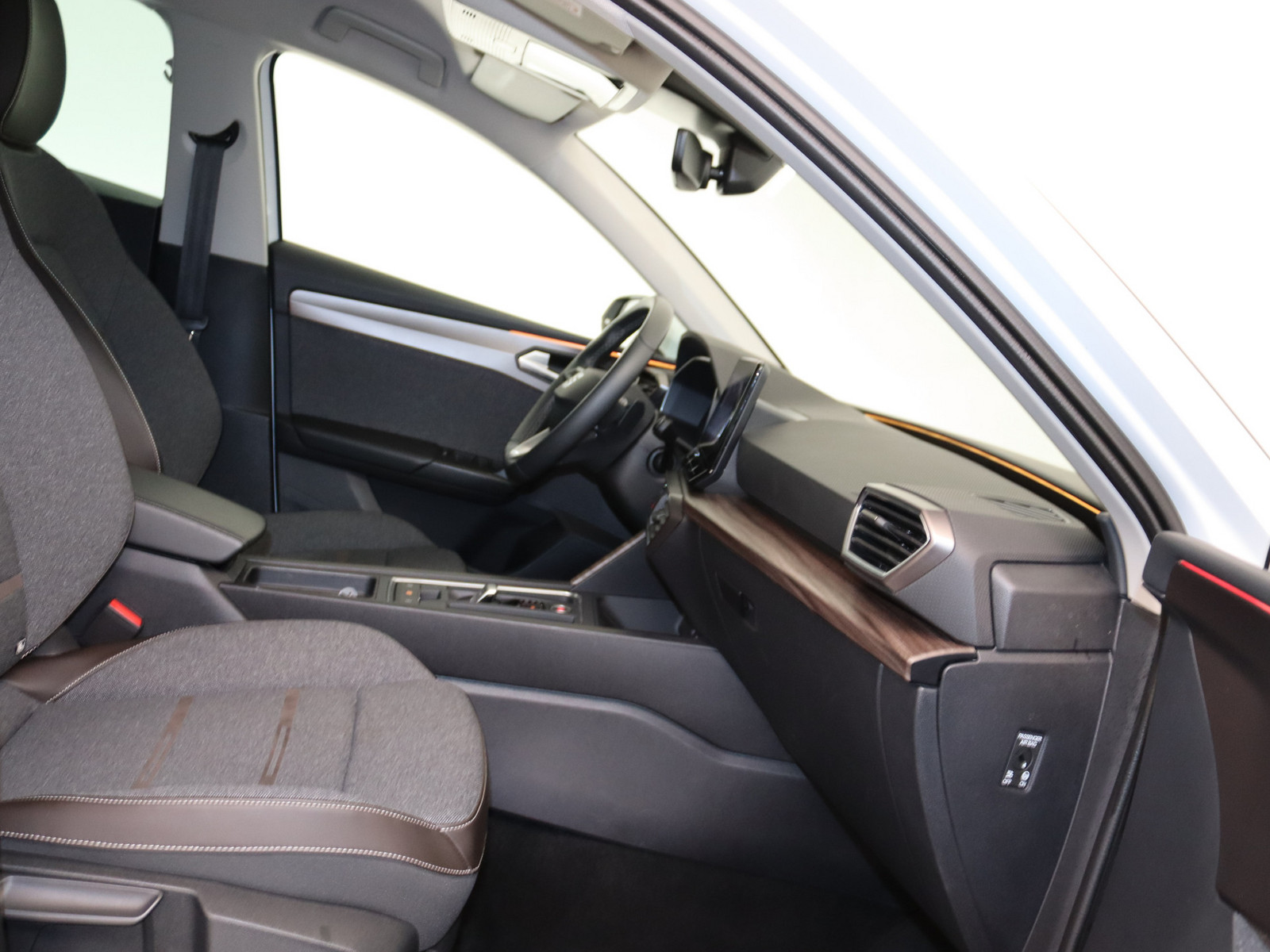 SEAT Leon Sportstourer 2.0 TDI Xcellence SEAT Leon Sportstourer 2.0 TDI Xcellence