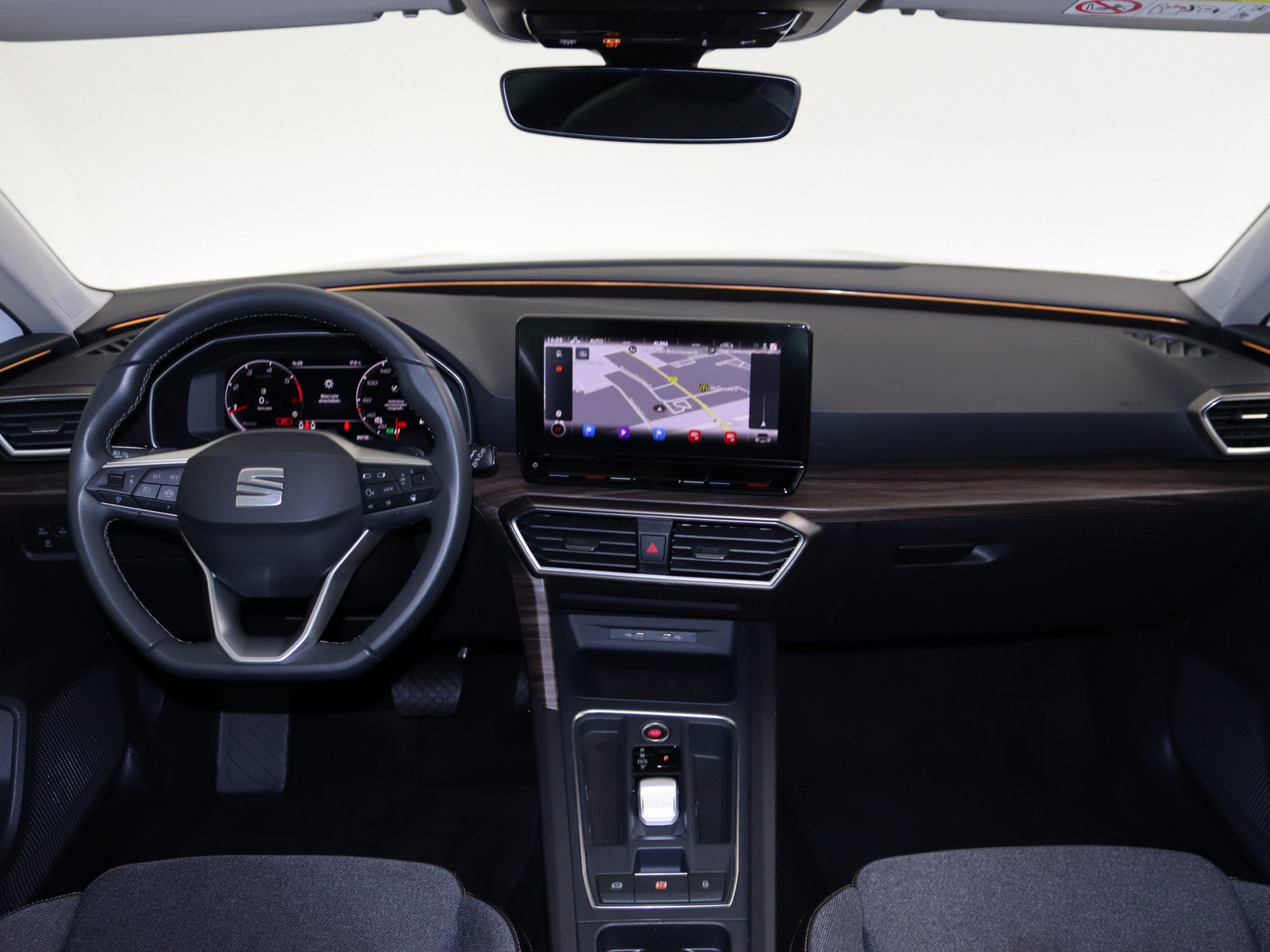 SEAT Leon Sportstourer 2.0 TDI Xcellence SEAT Leon Sportstourer 2.0 TDI Xcellence