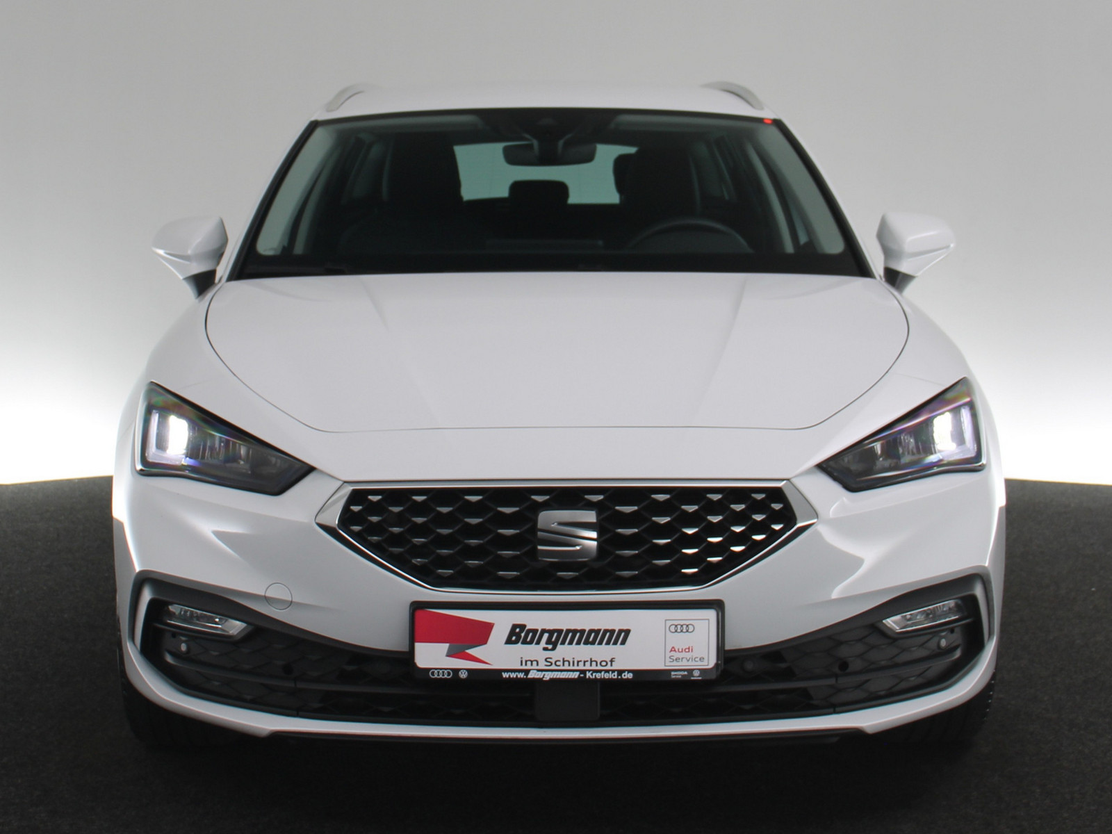 SEAT Leon Sportstourer 2.0 TDI Xcellence SEAT Leon Sportstourer 2.0 TDI Xcellence