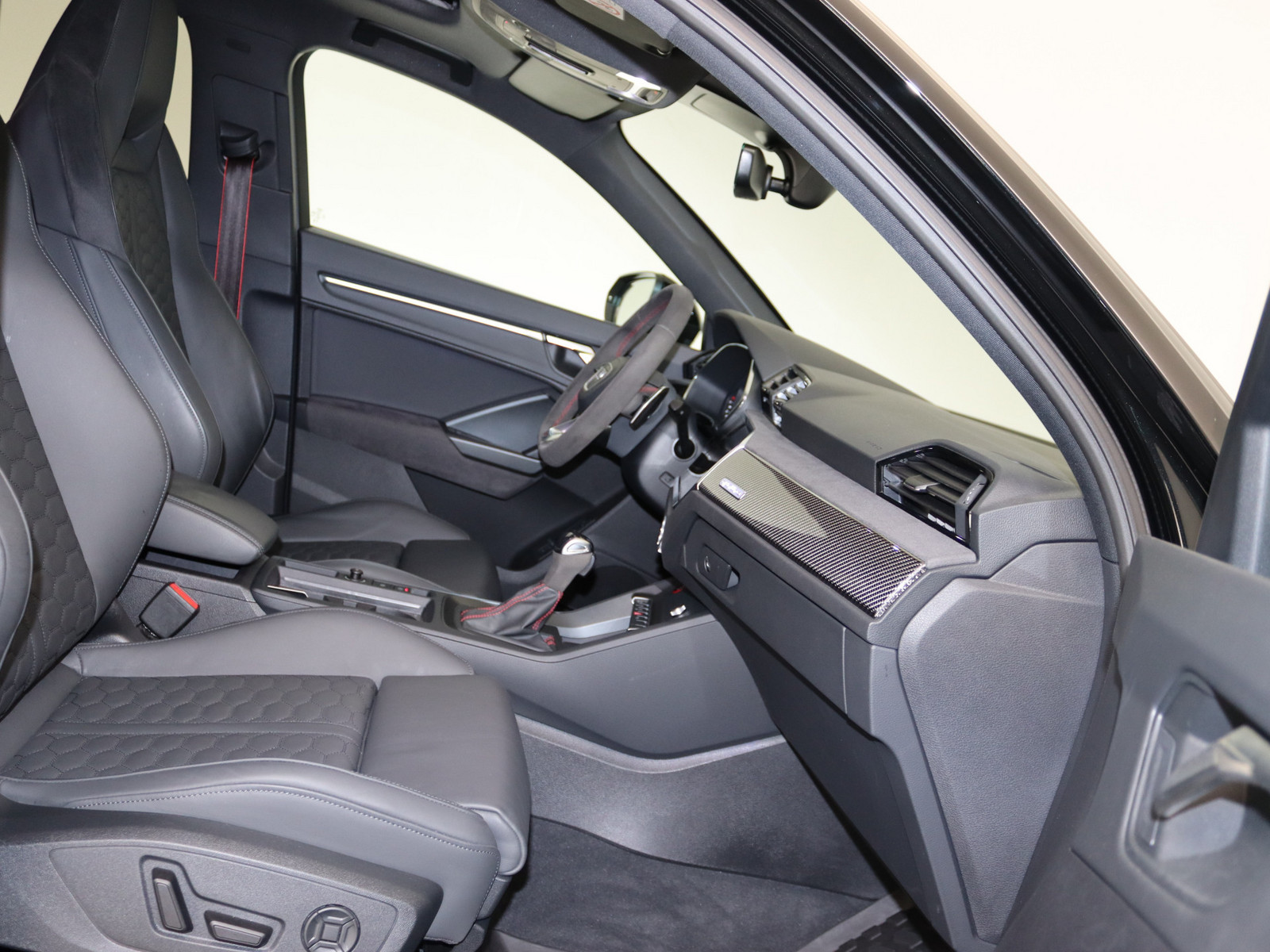 AUDI RS Q3 Sportback AUDI RS Q3 Sportback