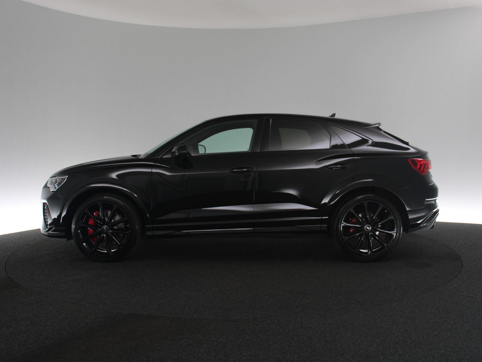AUDI RS Q3 Sportback AUDI RS Q3 Sportback