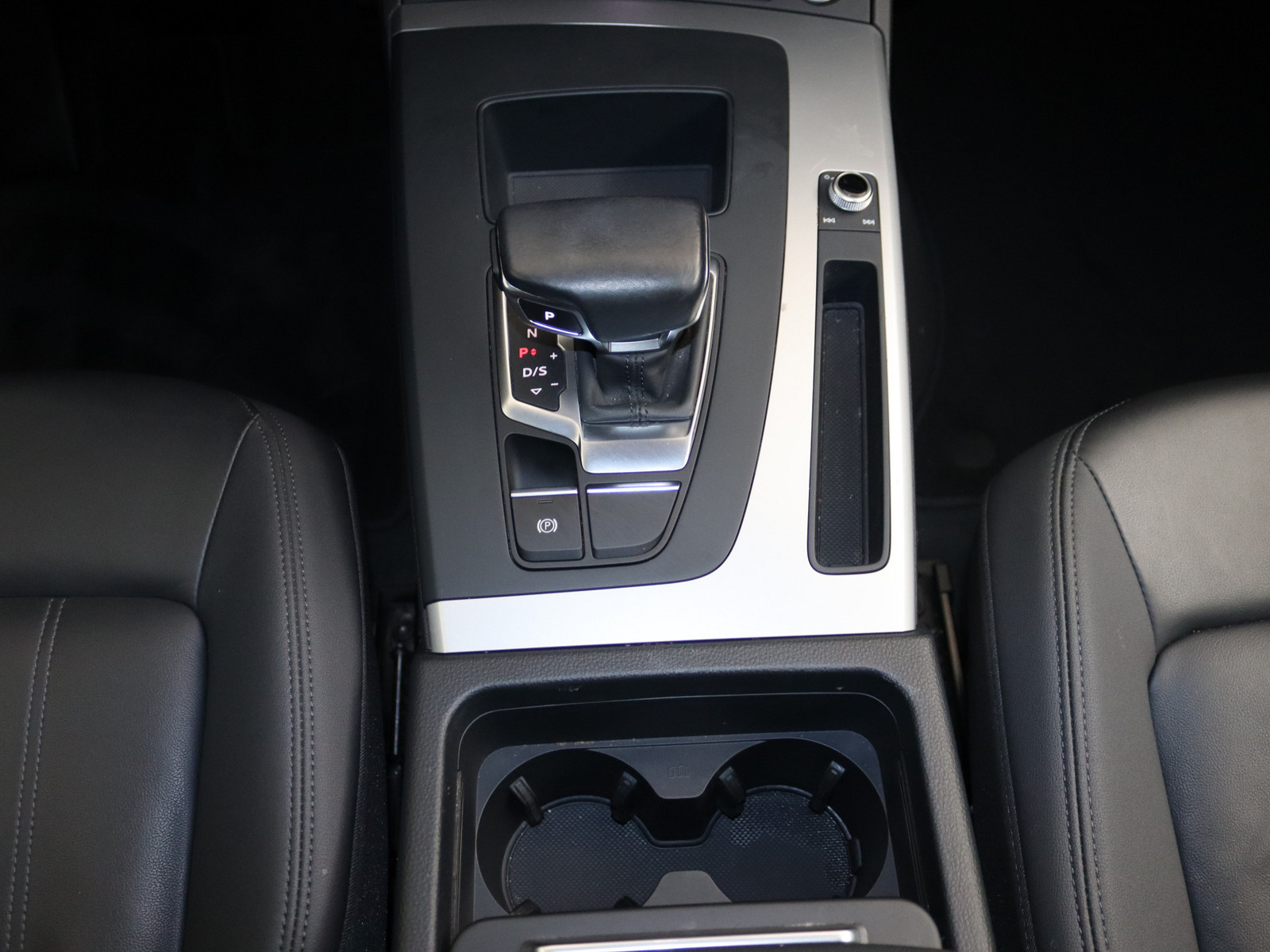 AUDI Q5 Sportback 50 TFSI advanced AUDI Q5 Sportback 50 TFSI advanced