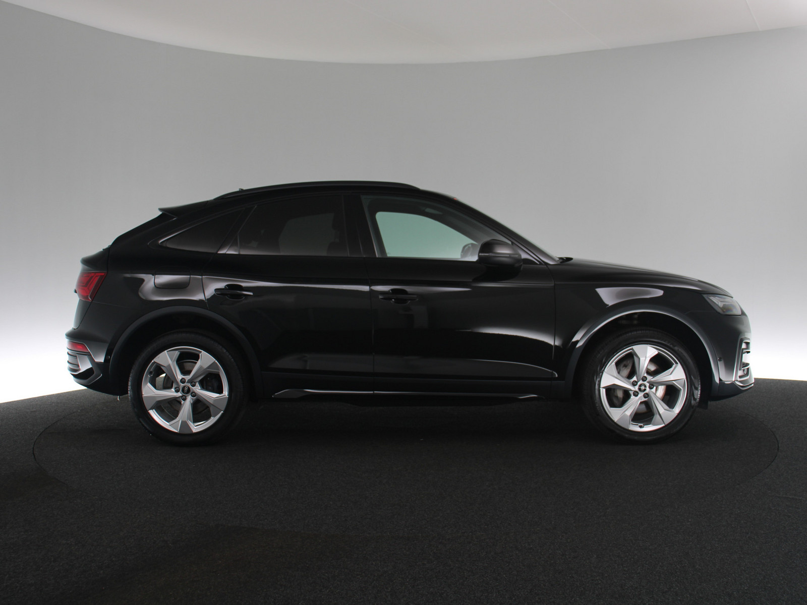 AUDI Q5 Sportback 50 TFSI advanced AUDI Q5 Sportback 50 TFSI advanced