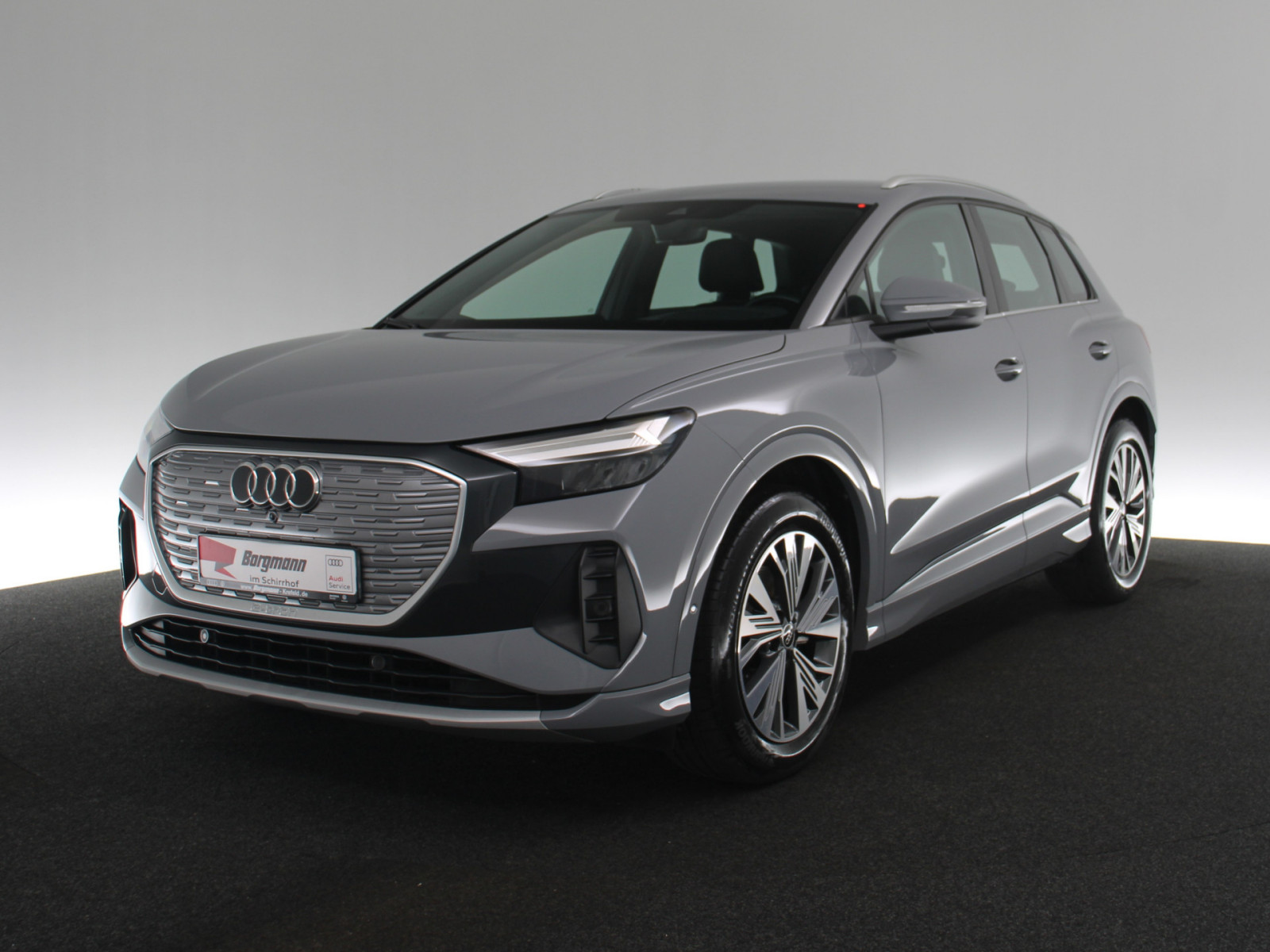 AUDI Q4 e-tron 35 AUDI Q4 e-tron 35