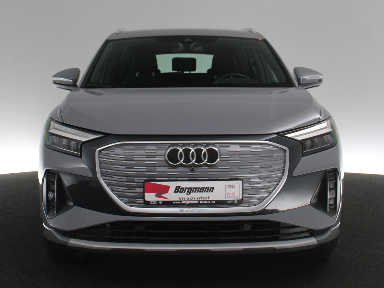 AUDI Q4 e-tron 35 AUDI Q4 e-tron 35