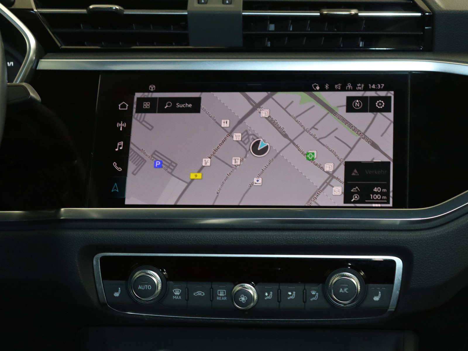 AUDI Q3 35 TFSI S line AUDI Q3 35 TFSI S line