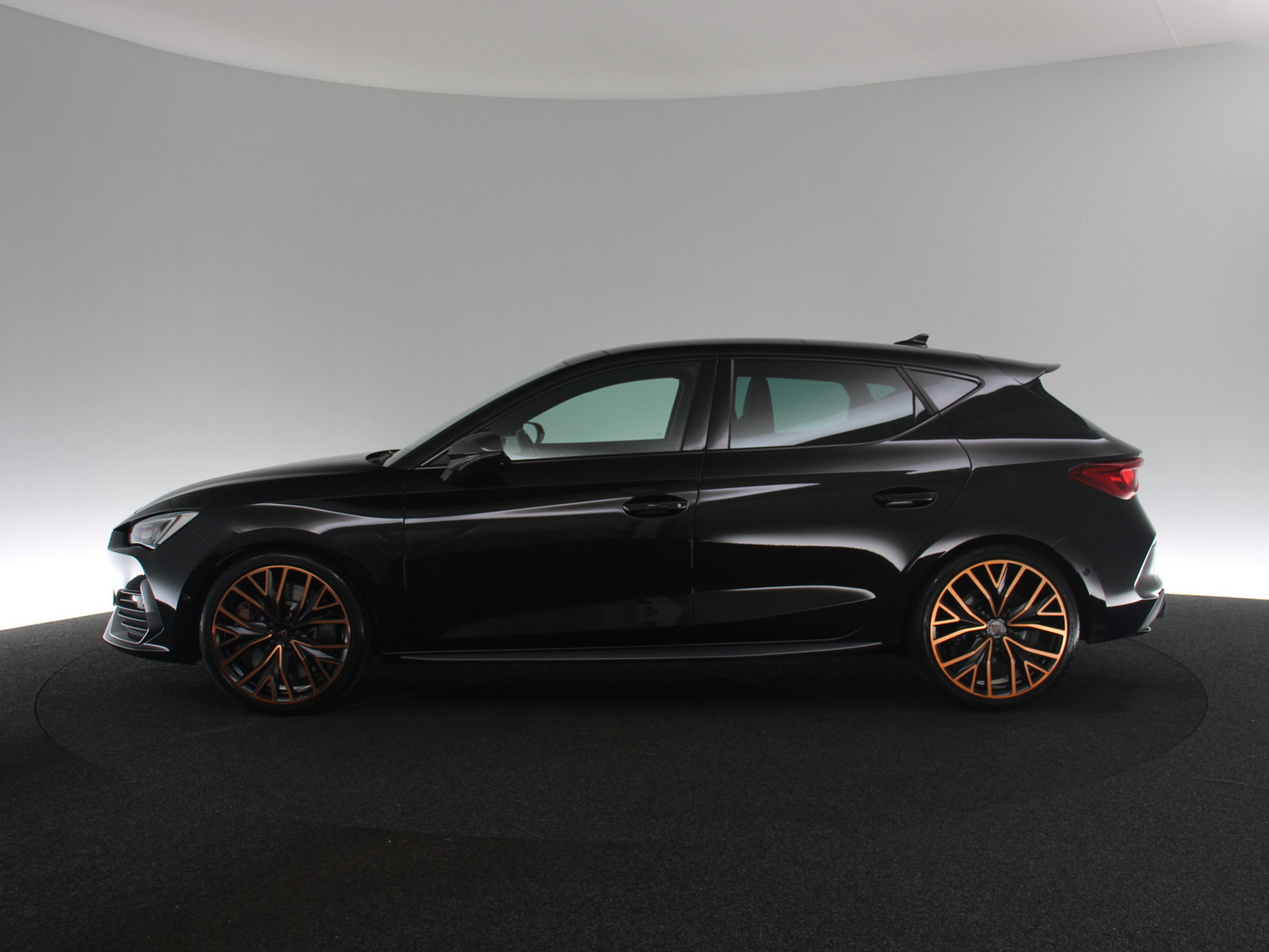 CUPRA Leon 2.0 TSI VZ CUP CUPRA Leon 2.0 TSI VZ CUP