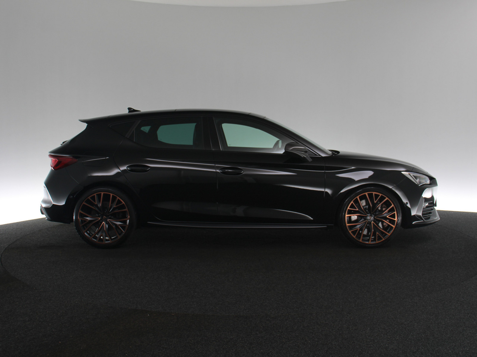 CUPRA Leon 2.0 TSI VZ CUP CUPRA Leon 2.0 TSI VZ CUP