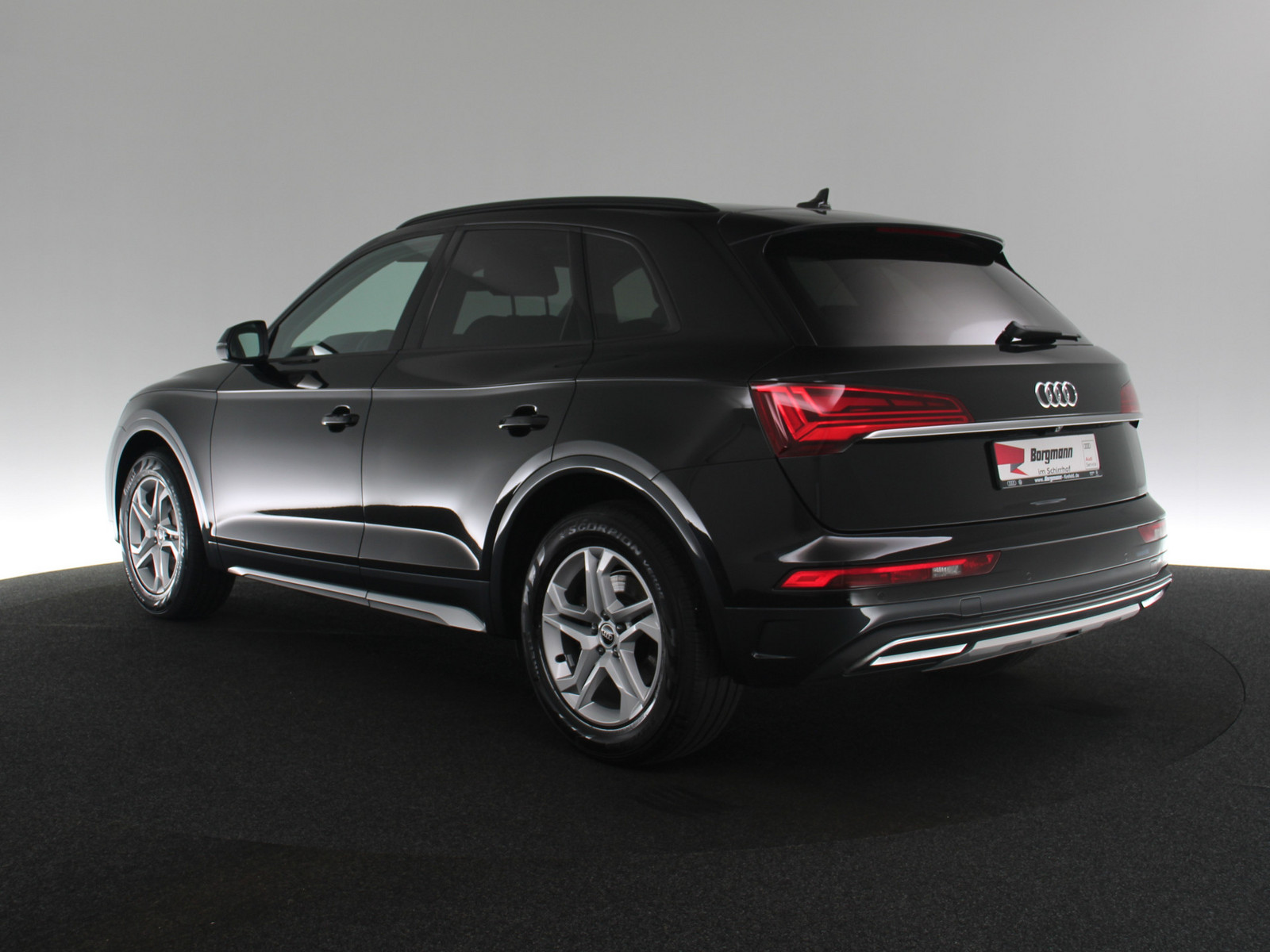 AUDI Q5 35 TDI advanced AUDI Q5 35 TDI advanced