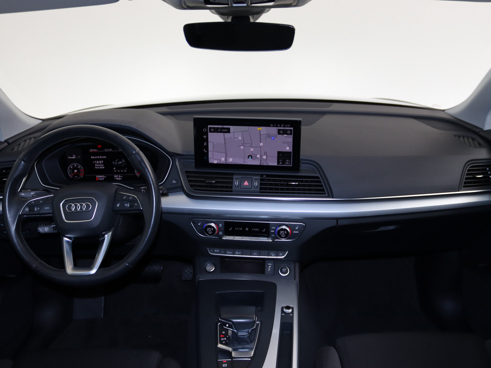 AUDI Q5 35 TDI advanced AUDI Q5 35 TDI advanced