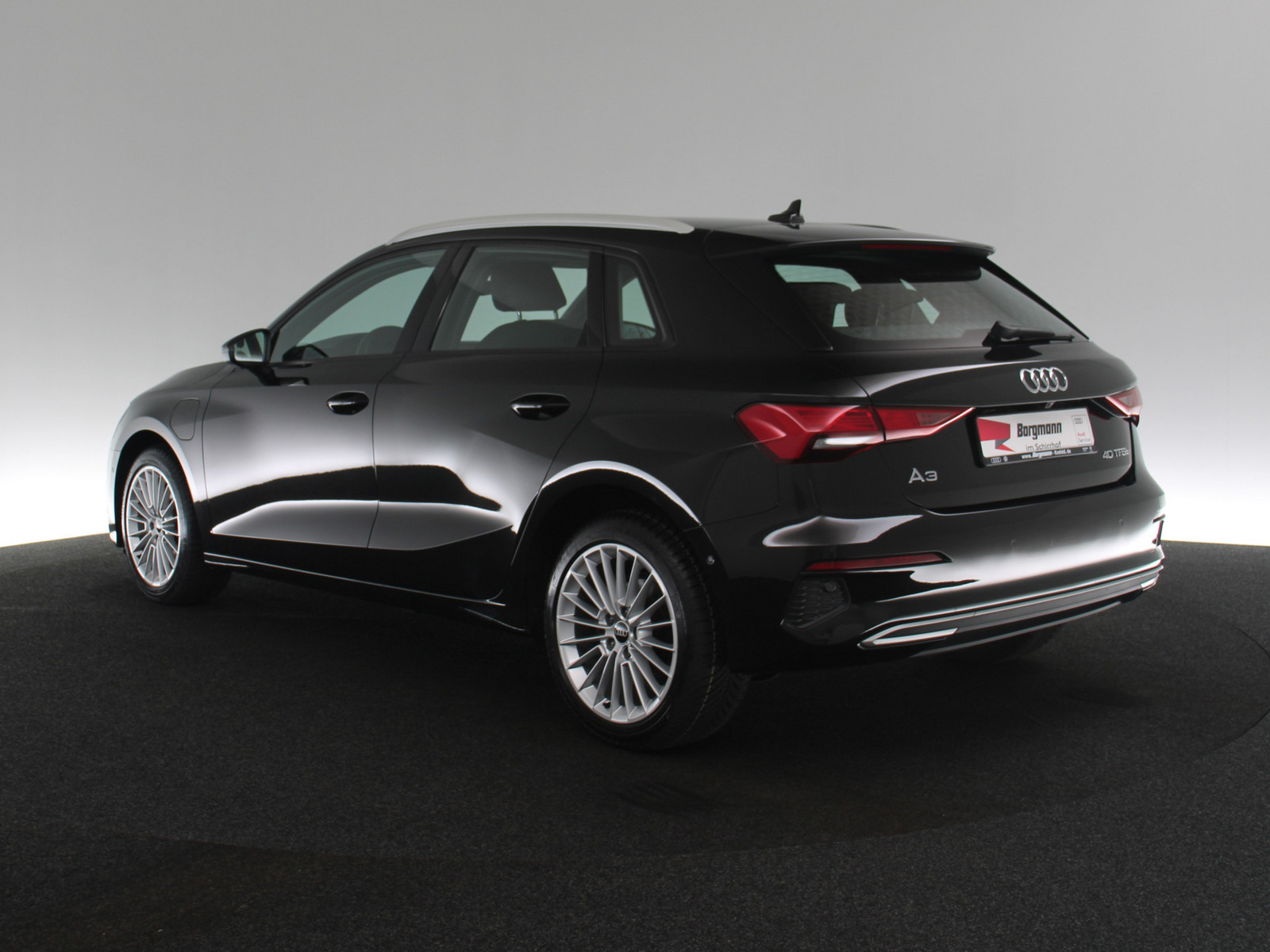AUDI A3 Sportback 40 TFSI e advanced AUDI A3 Sportback 40 TFSI e advanced
