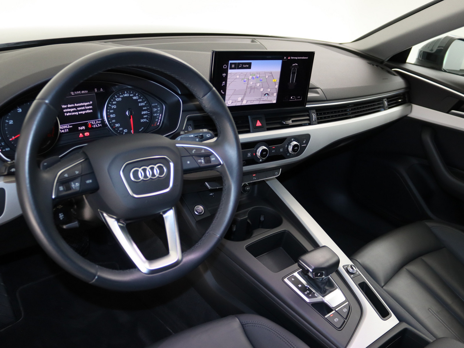 AUDI A4 Avant 35 TDI advanced AUDI A4 Avant 35 TDI advanced