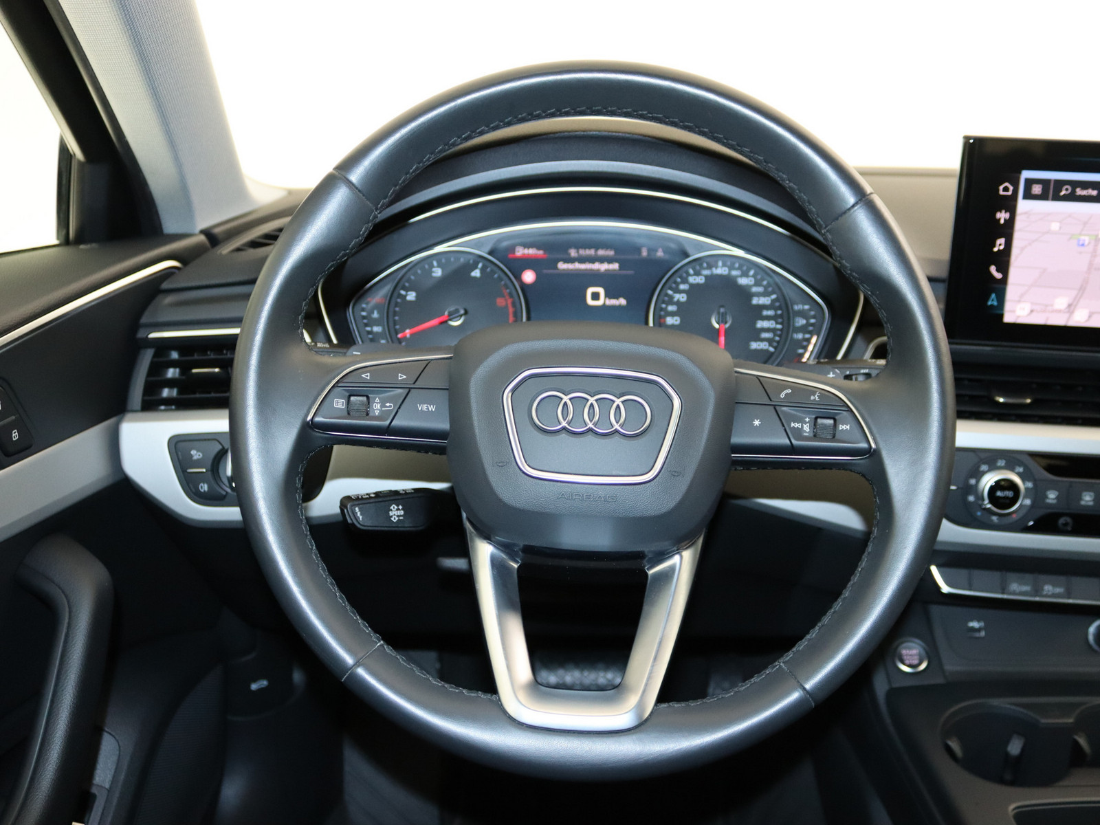 AUDI A4 Avant 35 TDI advanced AUDI A4 Avant 35 TDI advanced