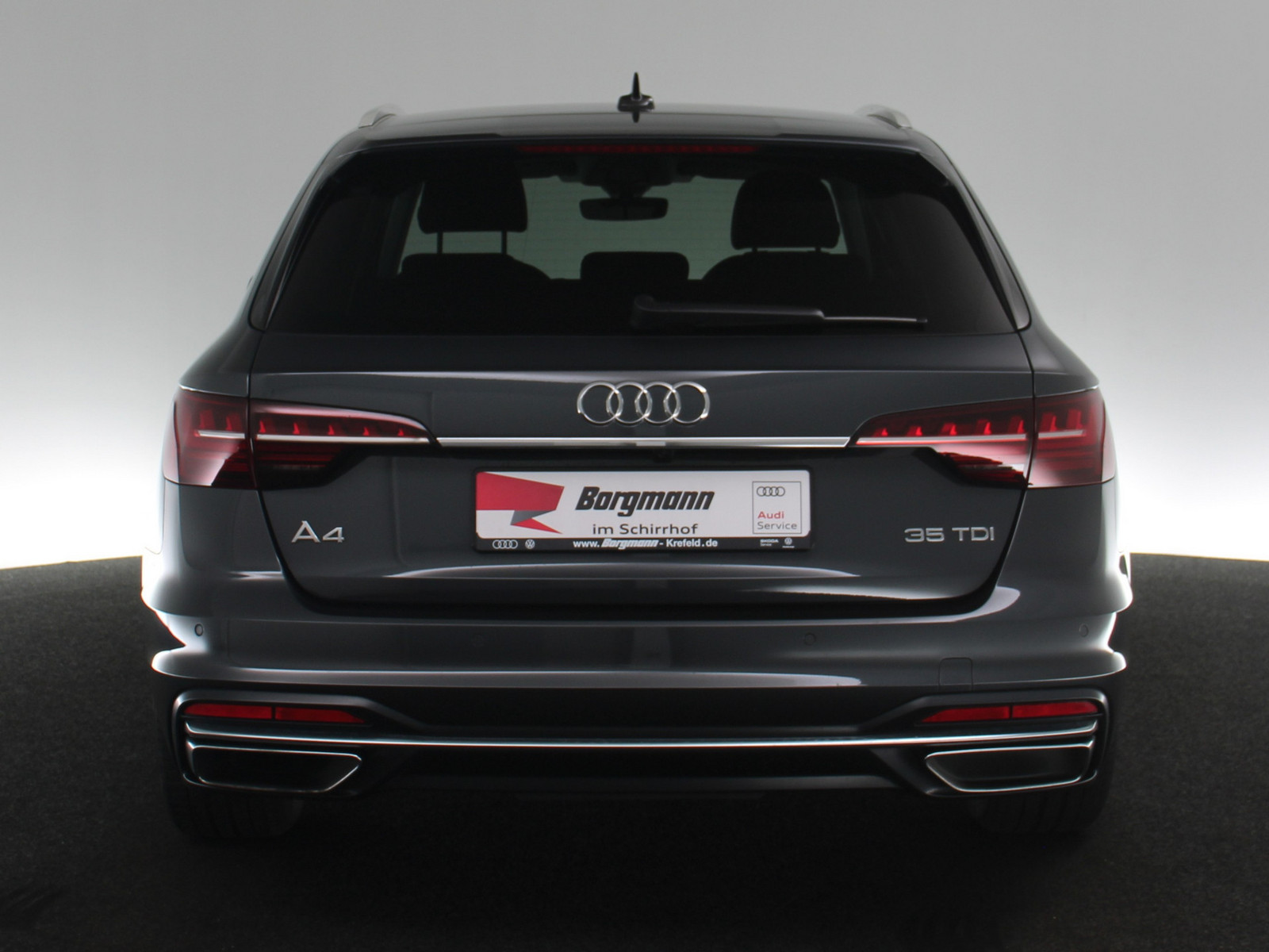 AUDI A4 Avant 35 TDI advanced AUDI A4 Avant 35 TDI advanced