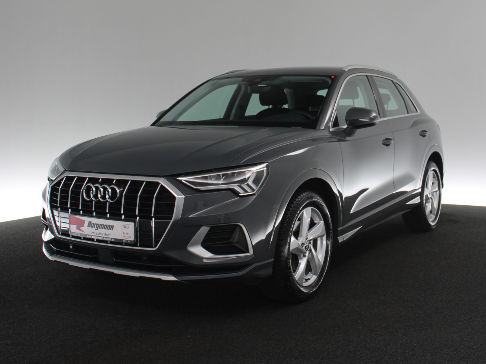 AUDI Q3 35 TFSI advanced AUDI Q3 35 TFSI advanced
