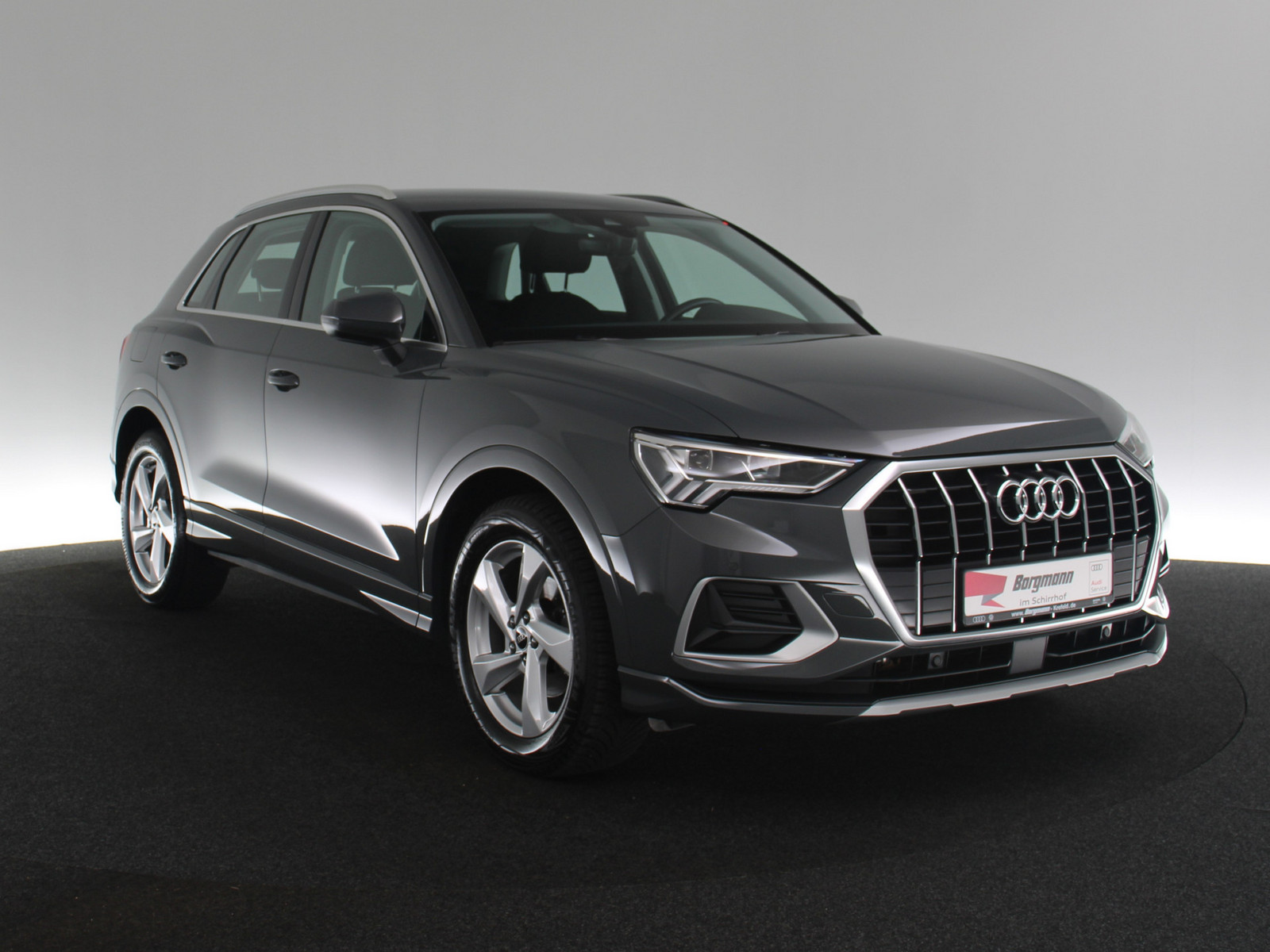 AUDI Q3 35 TFSI advanced AUDI Q3 35 TFSI advanced