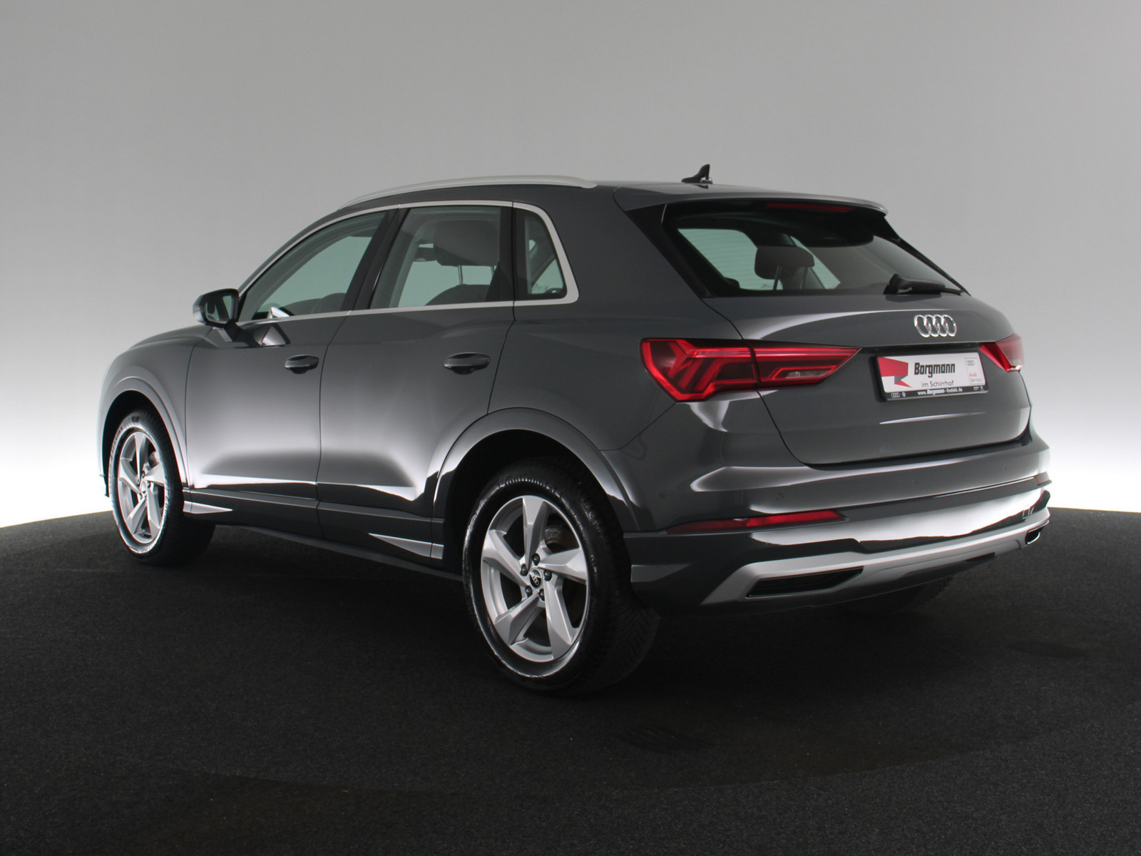 AUDI Q3 35 TFSI advanced AUDI Q3 35 TFSI advanced