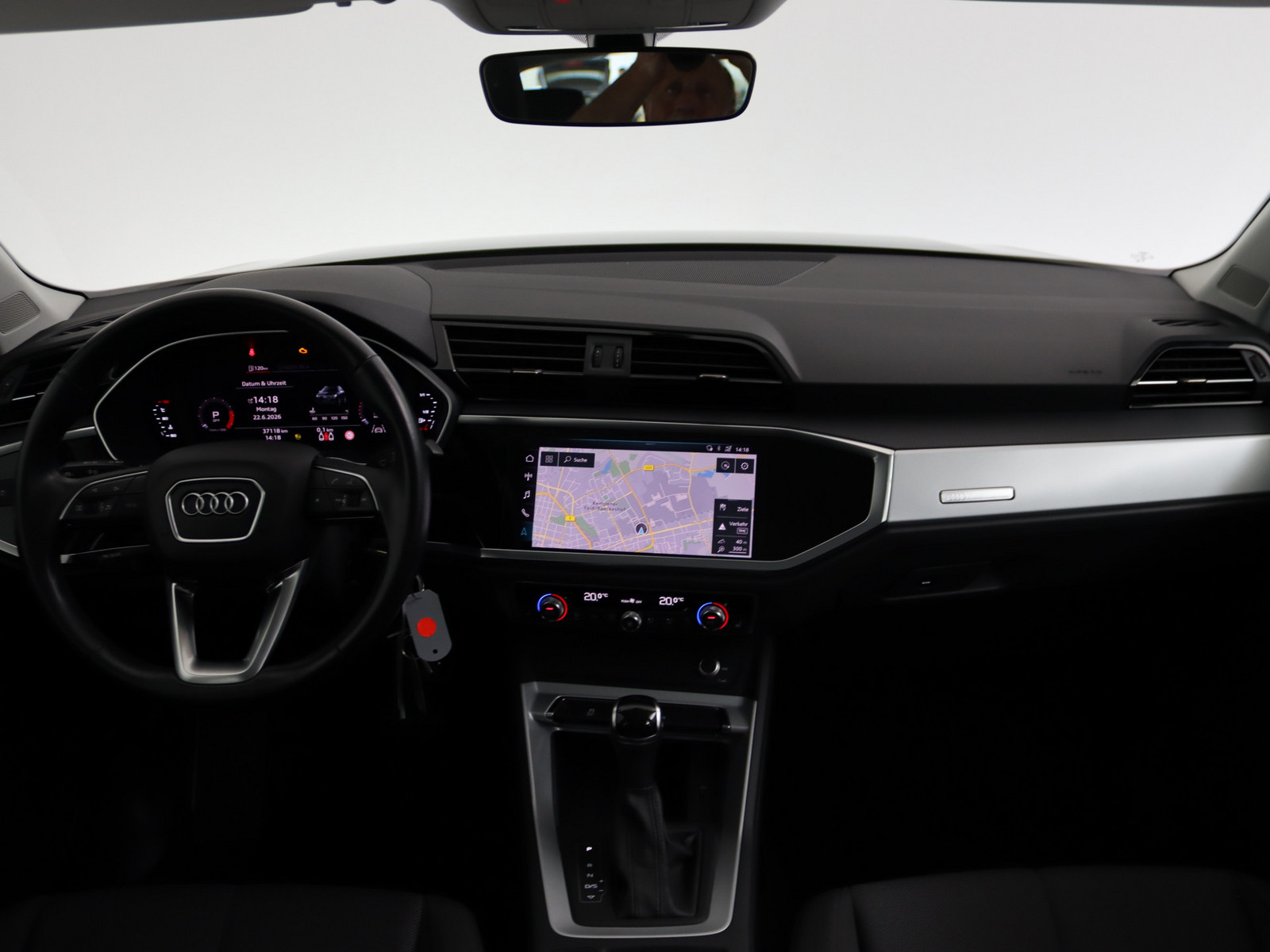 AUDI Q3 35 TFSI advanced AUDI Q3 35 TFSI advanced