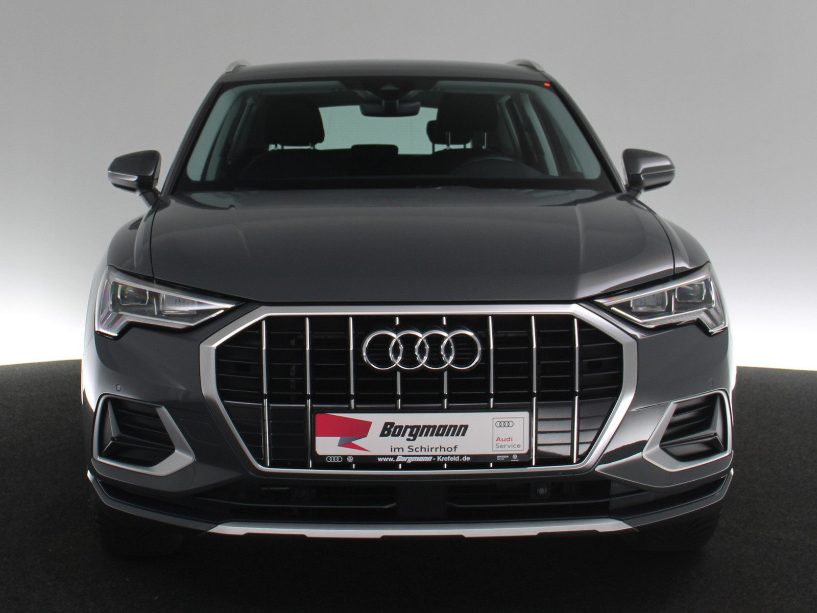 AUDI Q3 35 TFSI advanced AUDI Q3 35 TFSI advanced