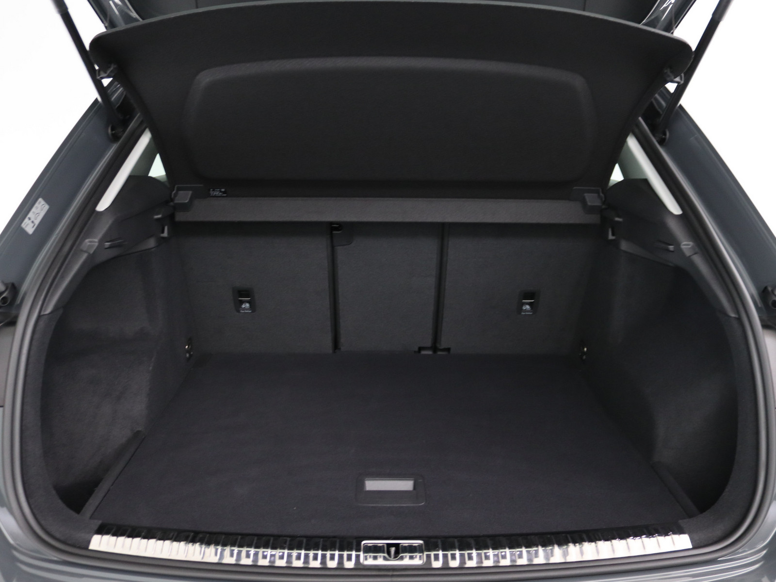 AUDI Q3 35 TFSI advanced AUDI Q3 35 TFSI advanced
