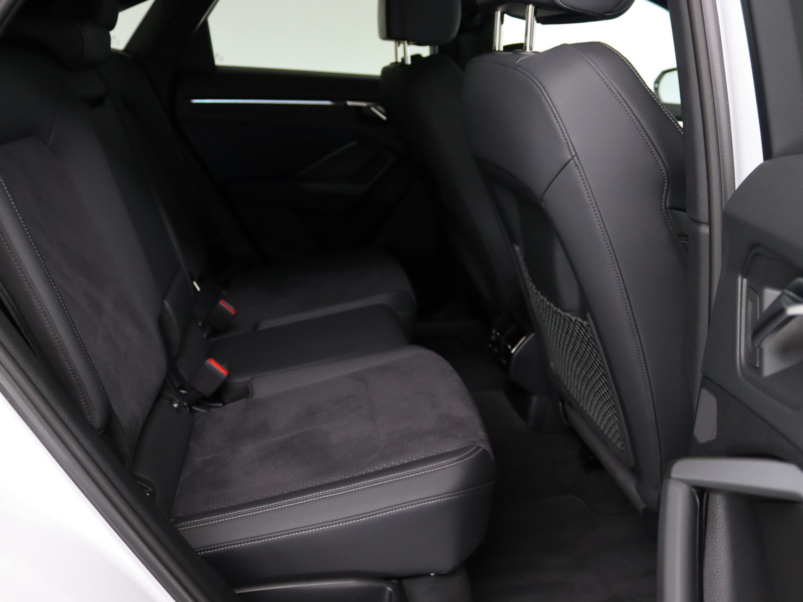 AUDI Q3 Sportback 2 x S-line 40 TDI AUDI Q3 Sportback 2 x S-line 40 TDI