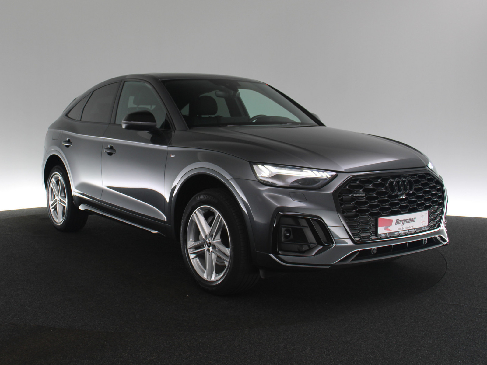 AUDI Q5 Sportback 40 TDI quattro S line AUDI Q5 Sportback 40 TDI quattro S line