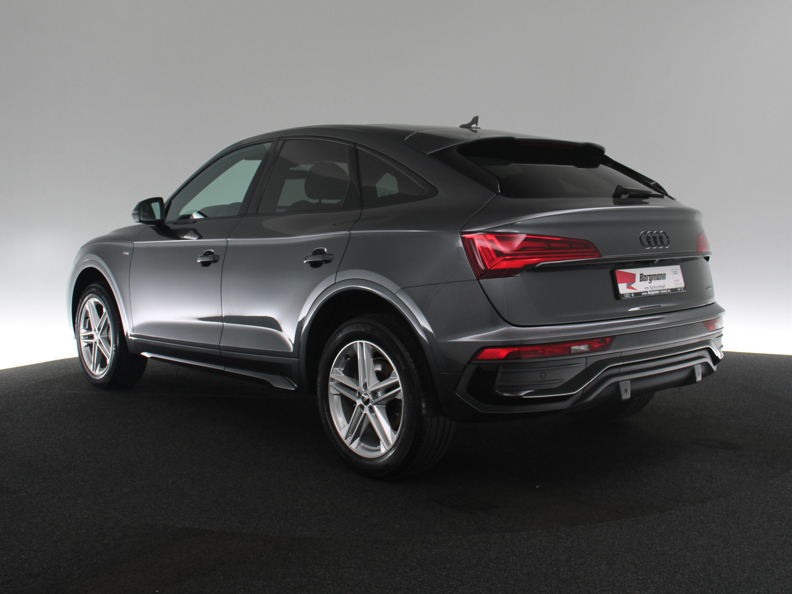 AUDI Q5 Sportback 40 TDI quattro S line AUDI Q5 Sportback 40 TDI quattro S line
