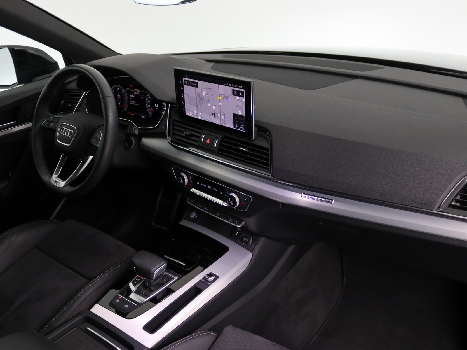 AUDI Q5 Sportback 40 TDI quattro S line AUDI Q5 Sportback 40 TDI quattro S line