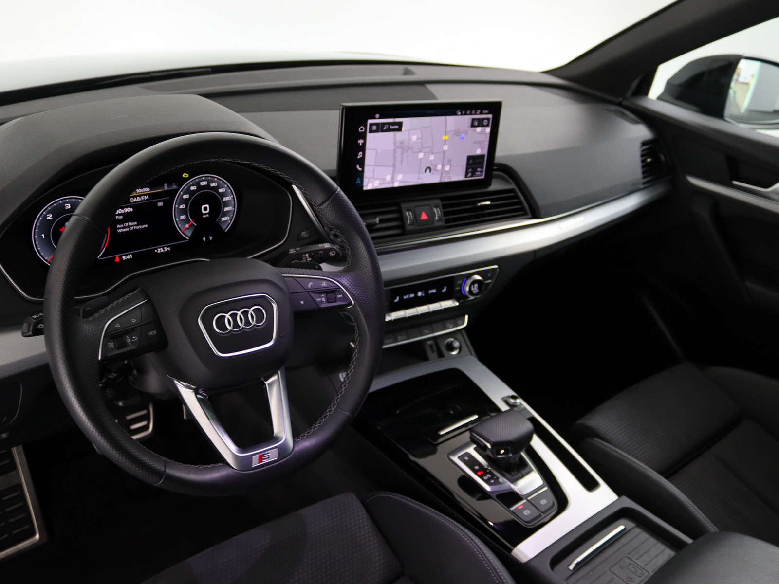 AUDI Q5 Sportback 40 TDI quattro S line AUDI Q5 Sportback 40 TDI quattro S line