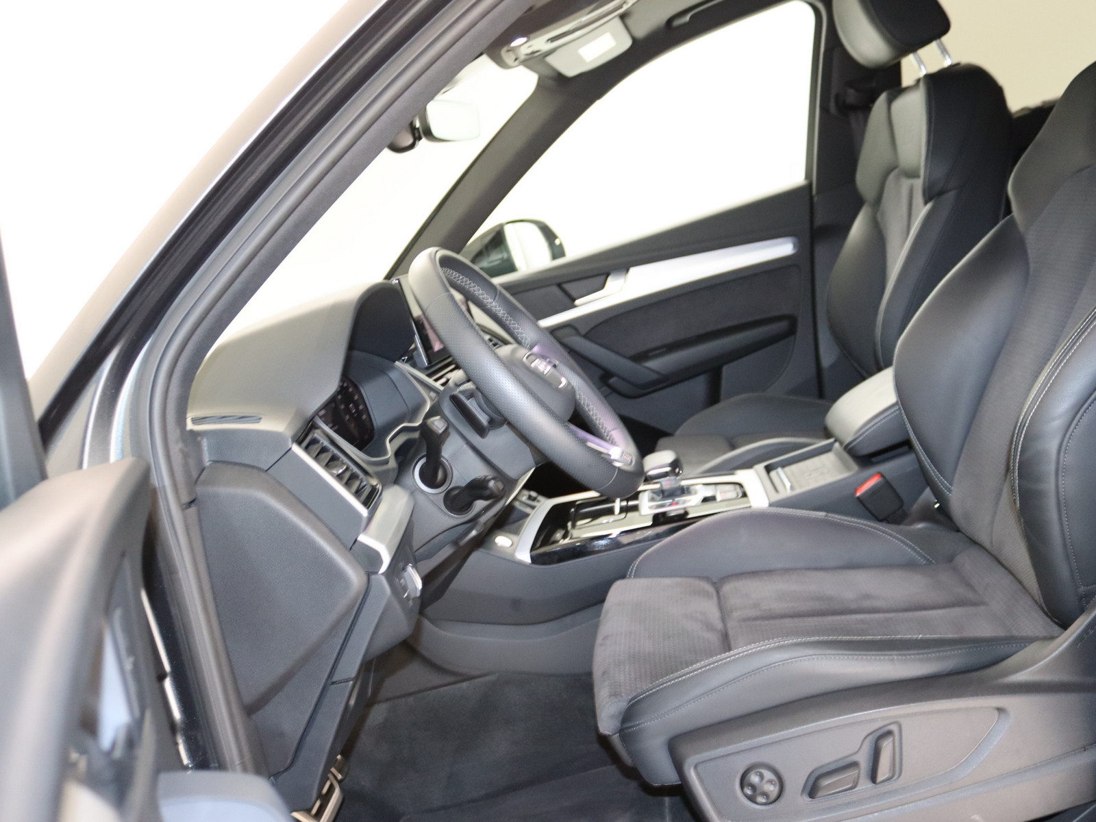 AUDI Q5 Sportback 40 TDI quattro S line AUDI Q5 Sportback 40 TDI quattro S line