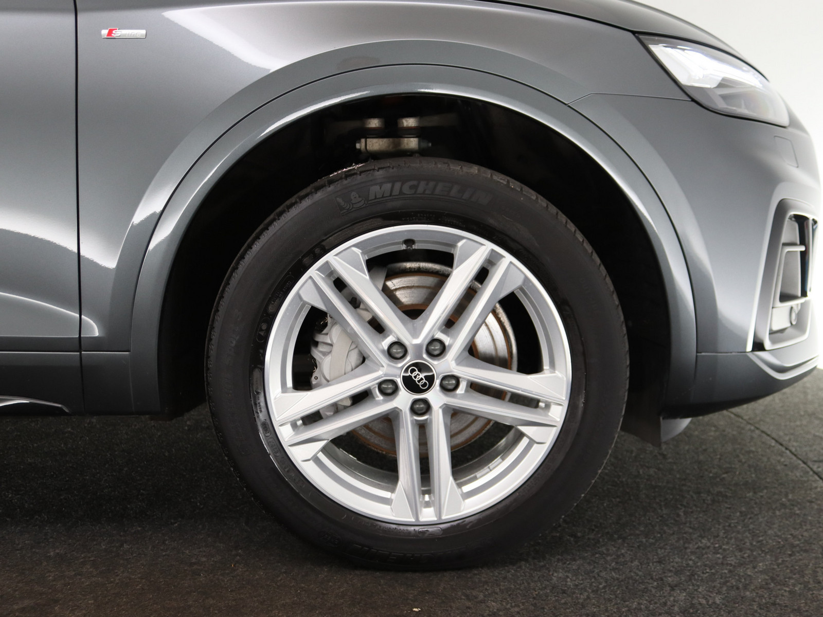 AUDI Q5 Sportback 40 TDI quattro S line AUDI Q5 Sportback 40 TDI quattro S line