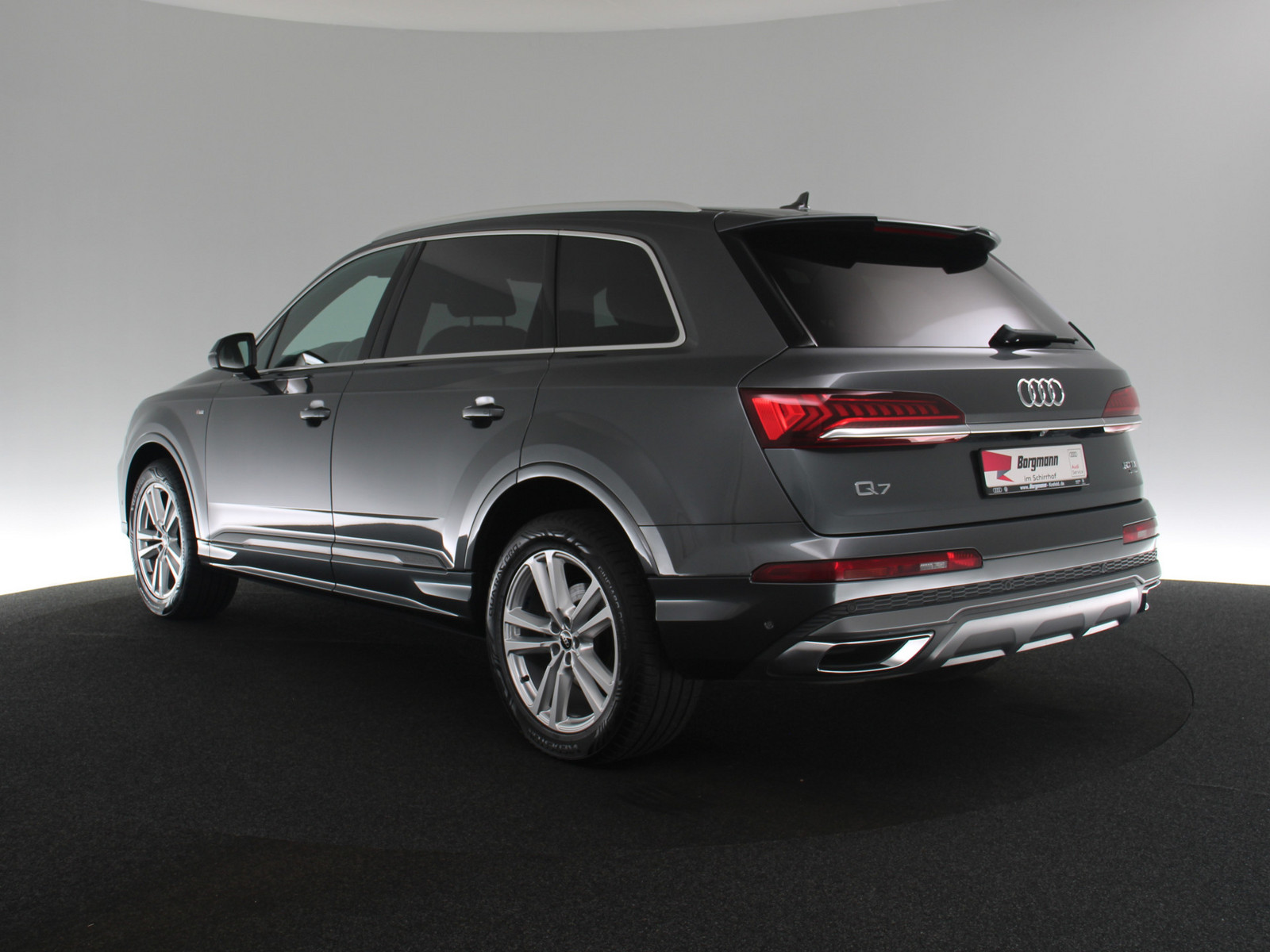 AUDI Q7 50 TDI quattro S line AUDI Q7 50 TDI quattro S line