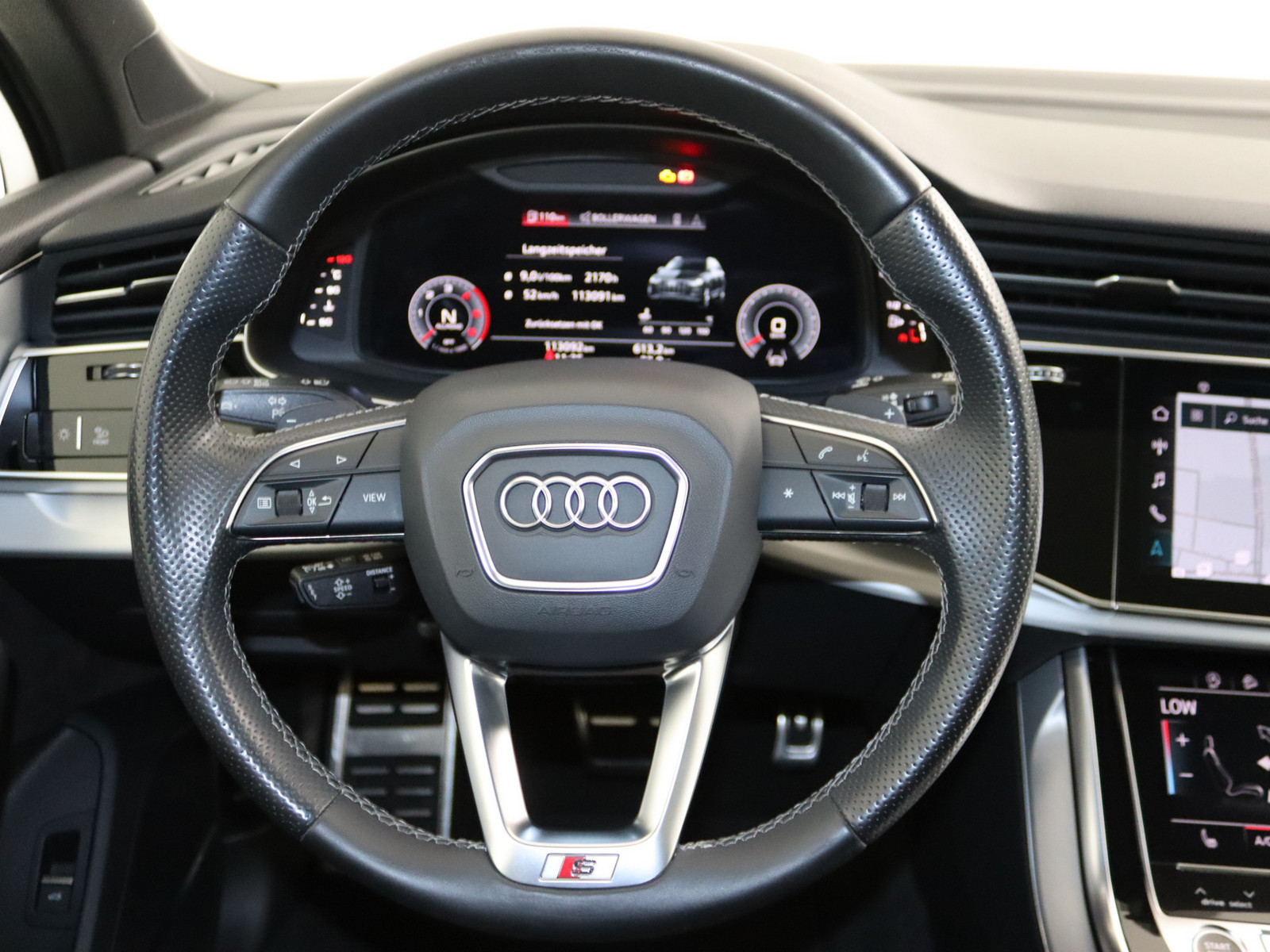 AUDI Q7 50 TDI quattro S line AUDI Q7 50 TDI quattro S line