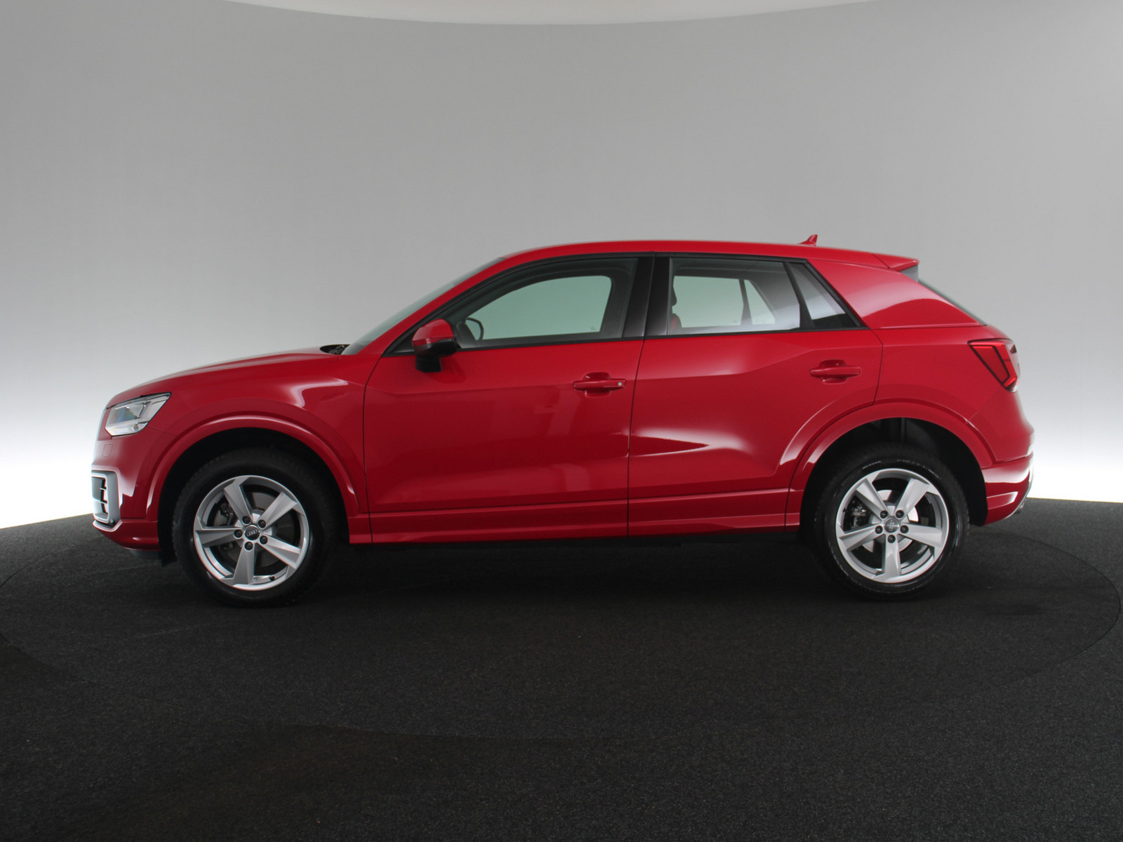 AUDI Q2 2.0 FSI quattro sport AUDI Q2 2.0 FSI quattro sport