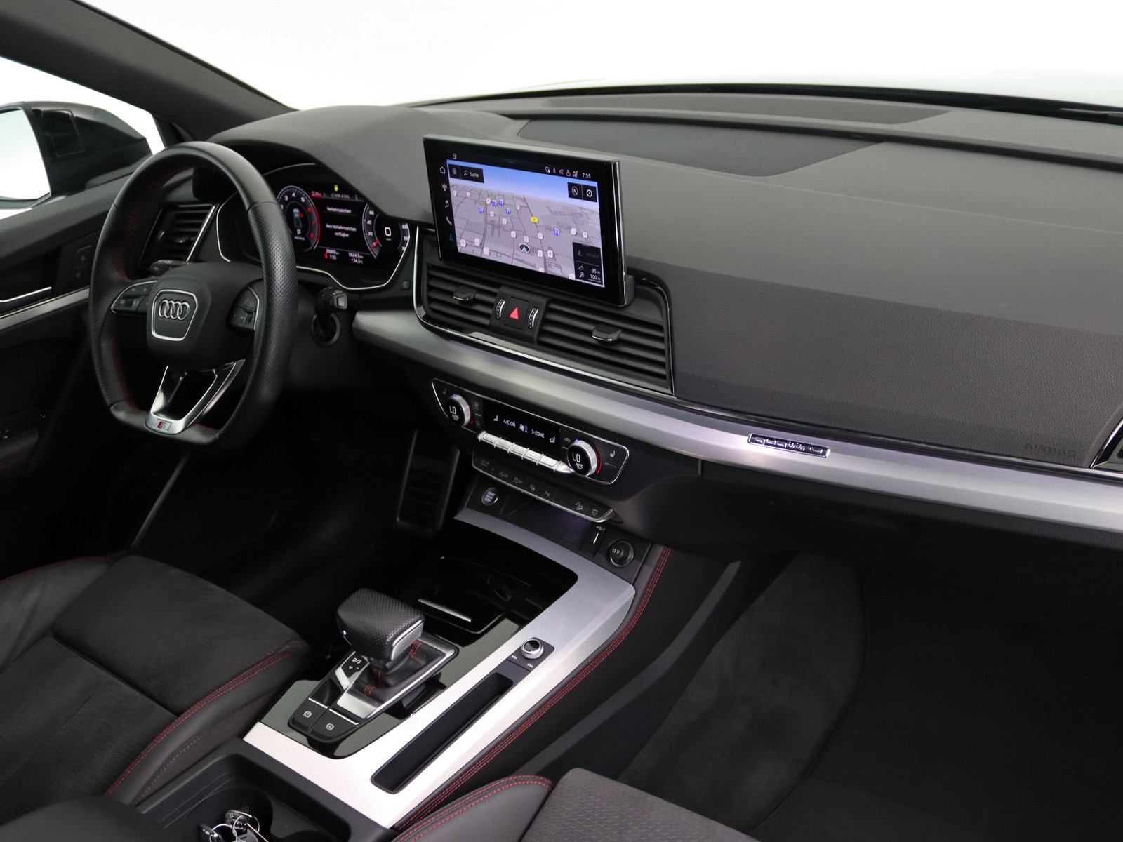 AUDI Q5 40 TFSI quattro S line AUDI Q5 40 TFSI quattro S line