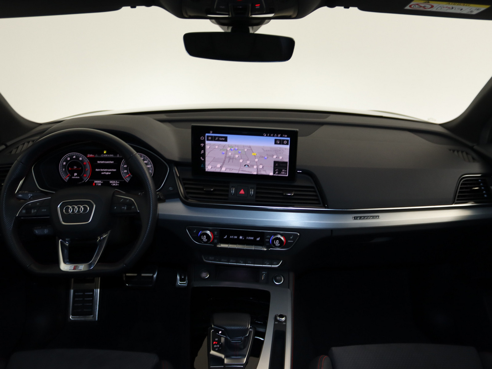AUDI Q5 40 TFSI quattro S line AUDI Q5 40 TFSI quattro S line