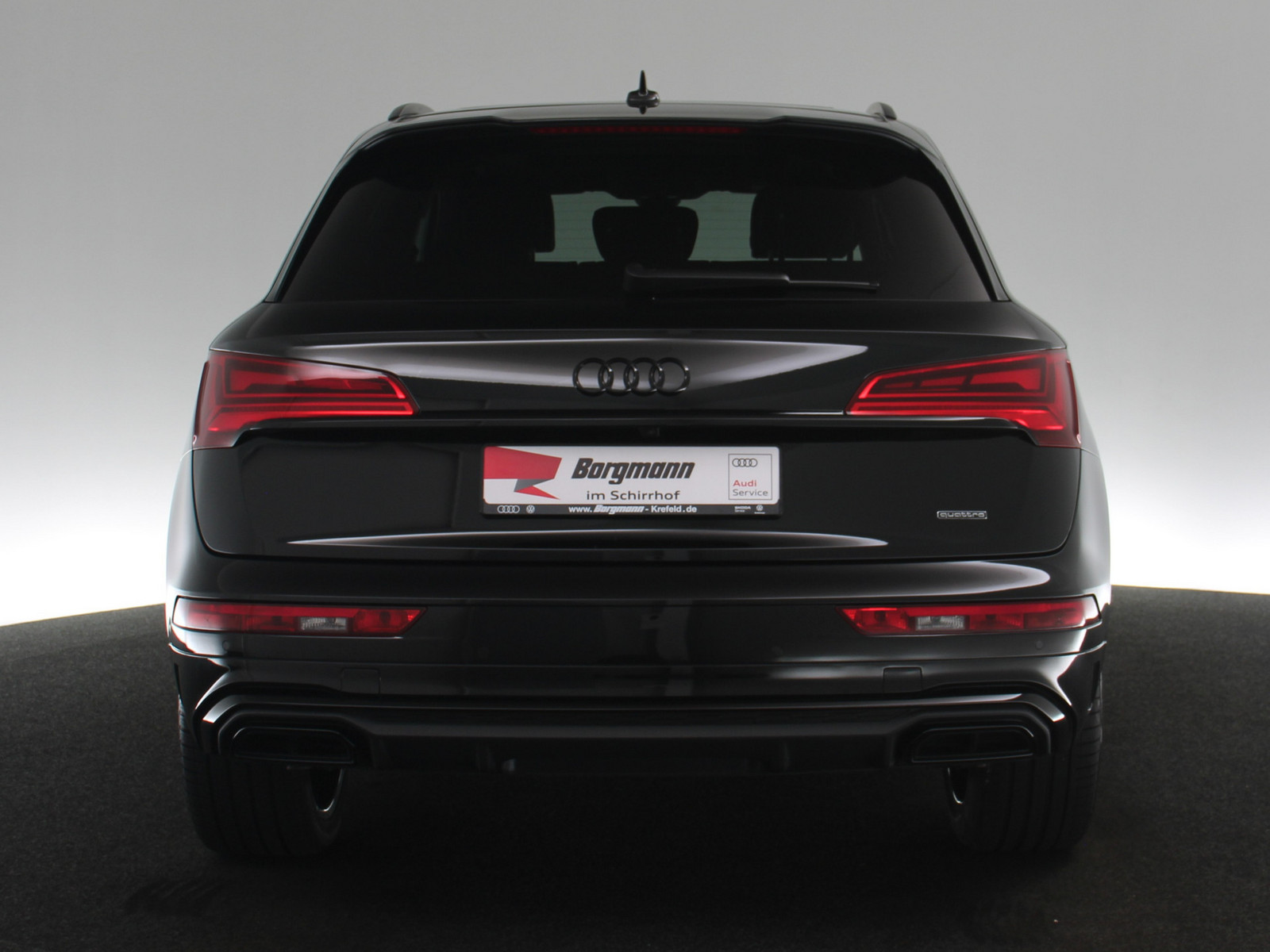 AUDI Q5 40 TFSI quattro S line AUDI Q5 40 TFSI quattro S line